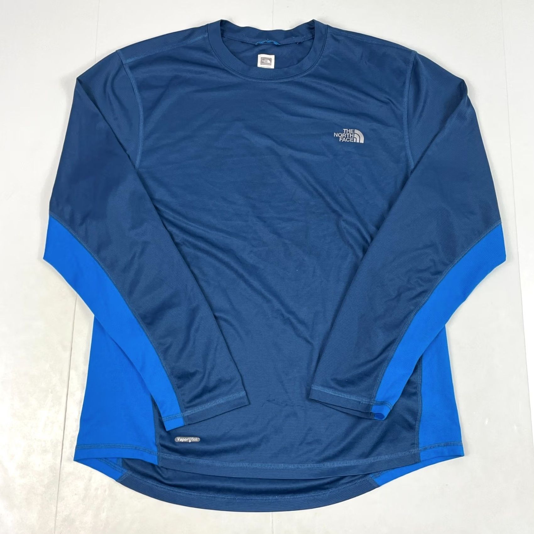 The North Face The North Face Shirt Mens Medium Blue VaporWick Long Sleeve Workout Gym Climbing - Solid Size US M / EU 48-50 / 2 - 2 Thumbnail