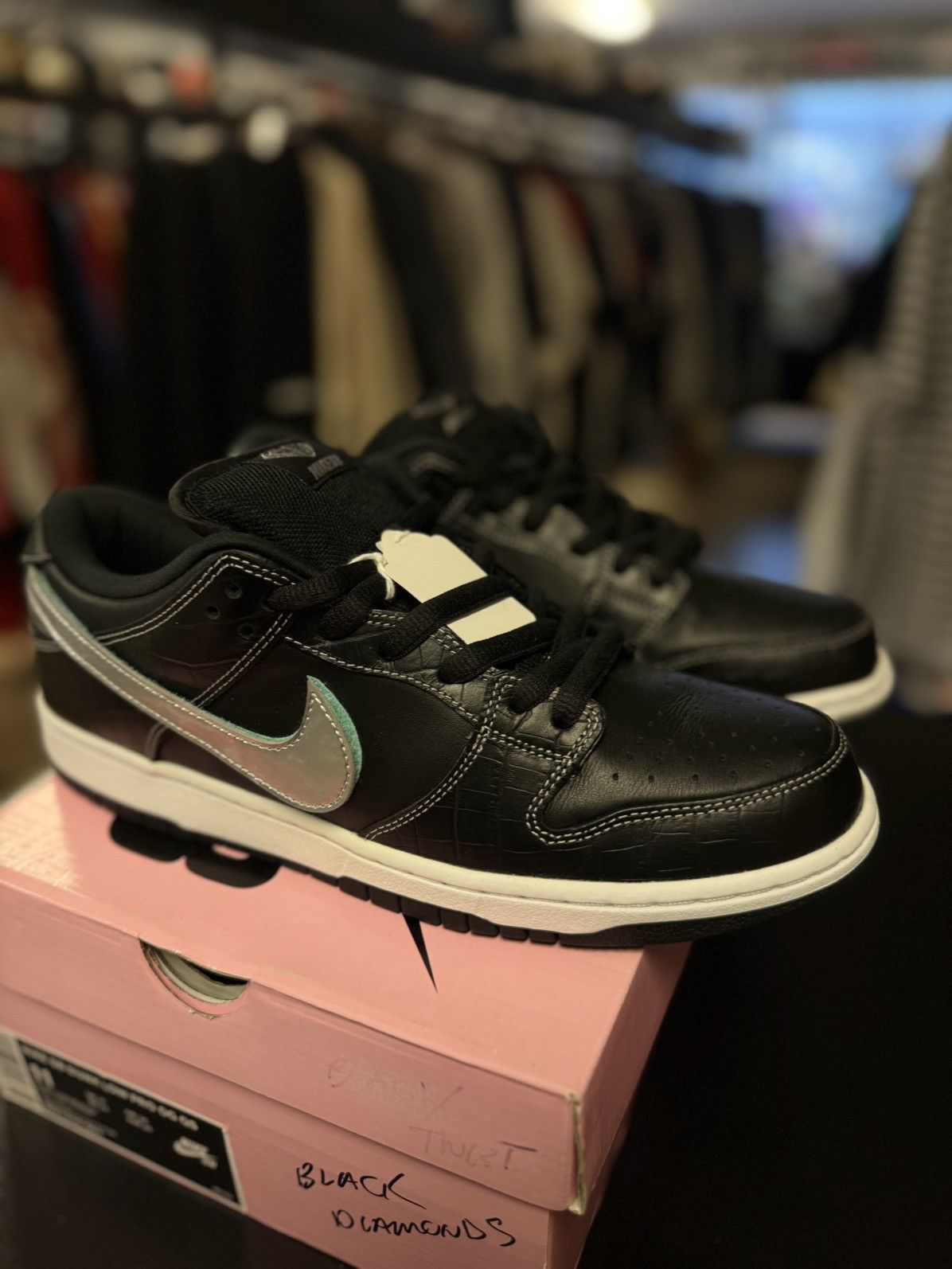 Diamond Supply Co. × Nike Size 11 - Nike Diamond Supply Co x Dunk SB Low Black Diamond Size US 11 / EU 44 - 4 Thumbnail