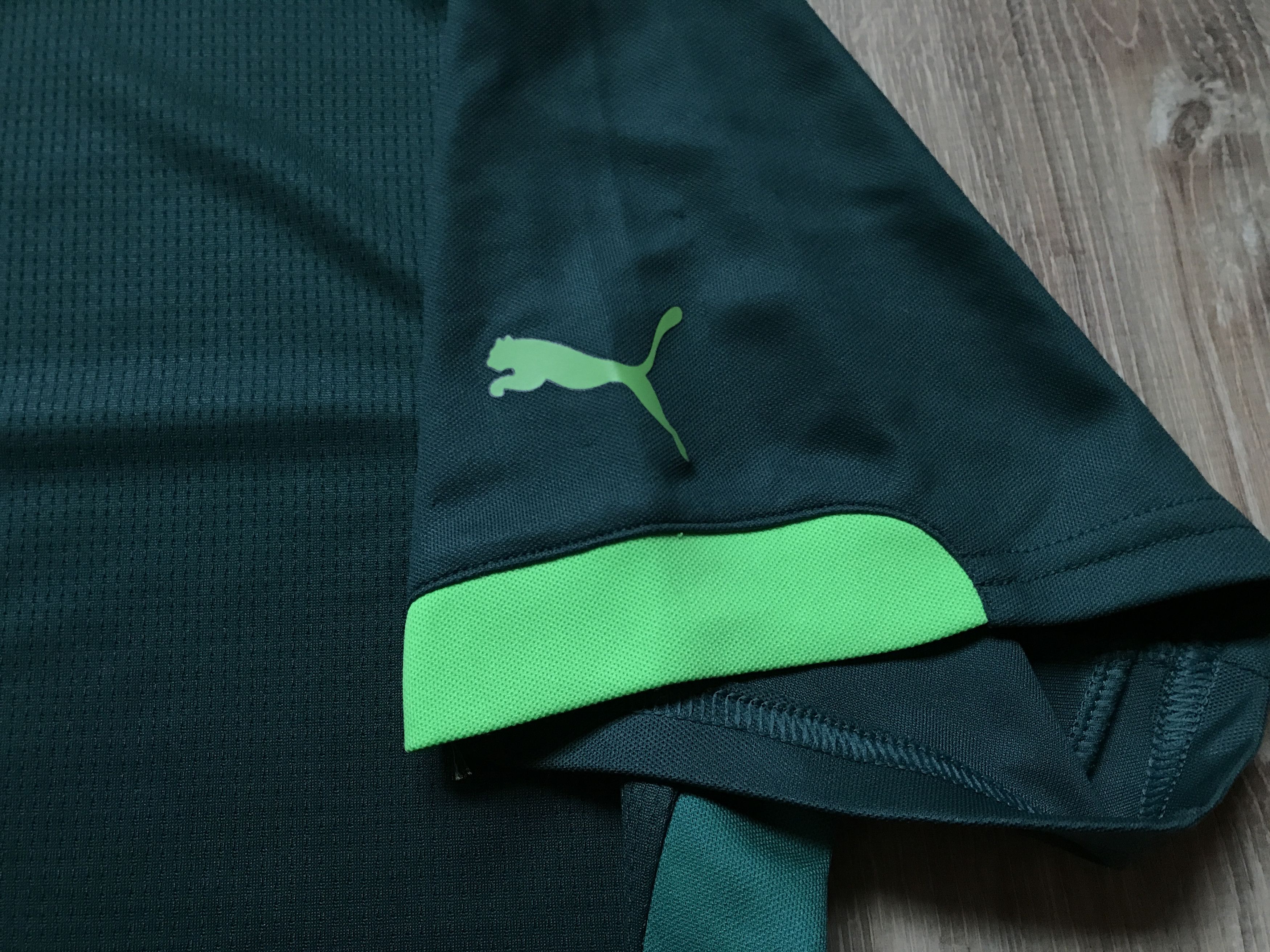 Puma Puma Al-Ahli Away Football Shirt 2015-2016 Size US L / EU 52-54 / 3 - 6 Thumbnail
