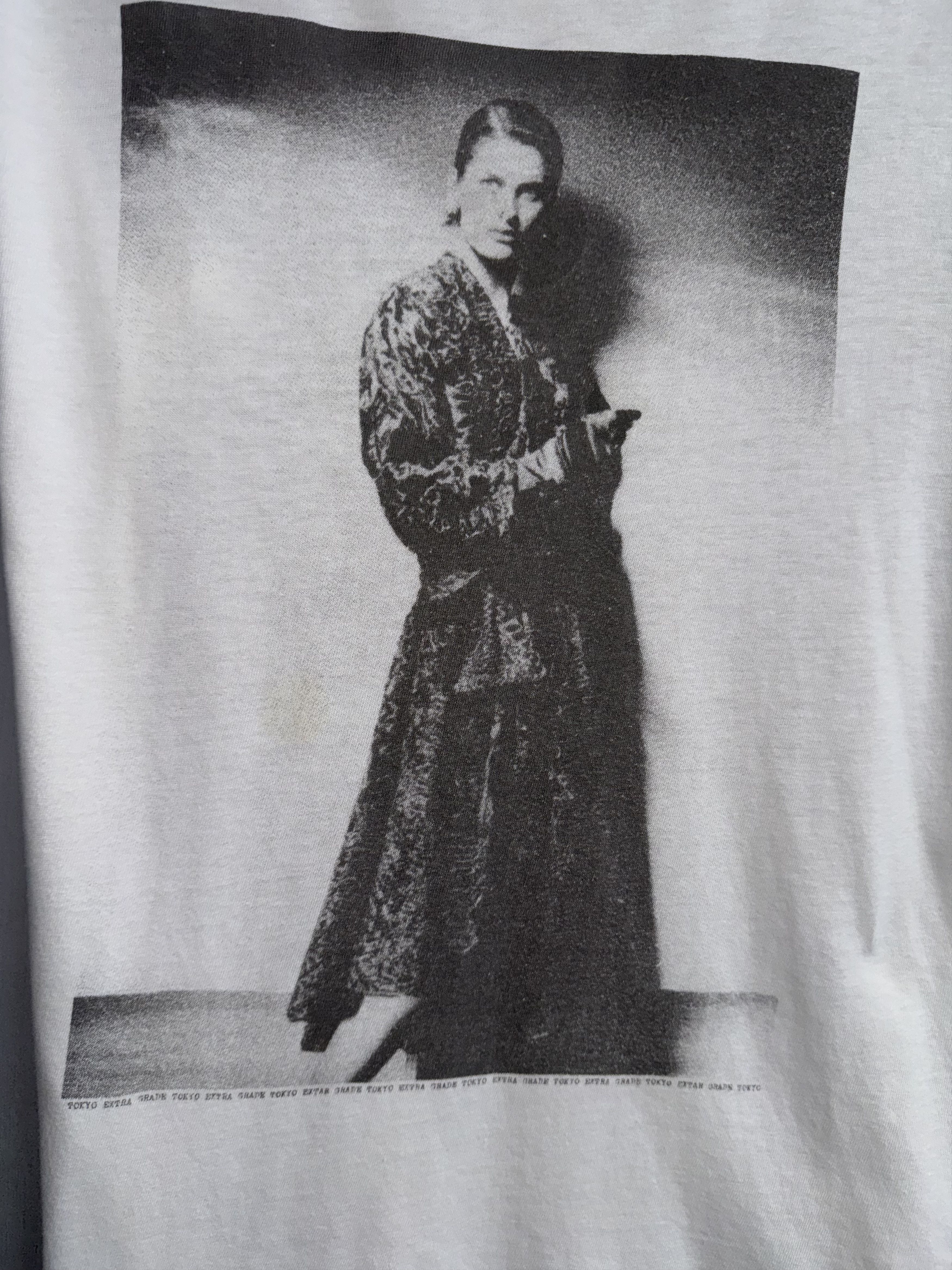Out Of Print Out Of Print Art Graphic Shirt Size M / US 6-8 / IT 42-44 - 2 Thumbnail
