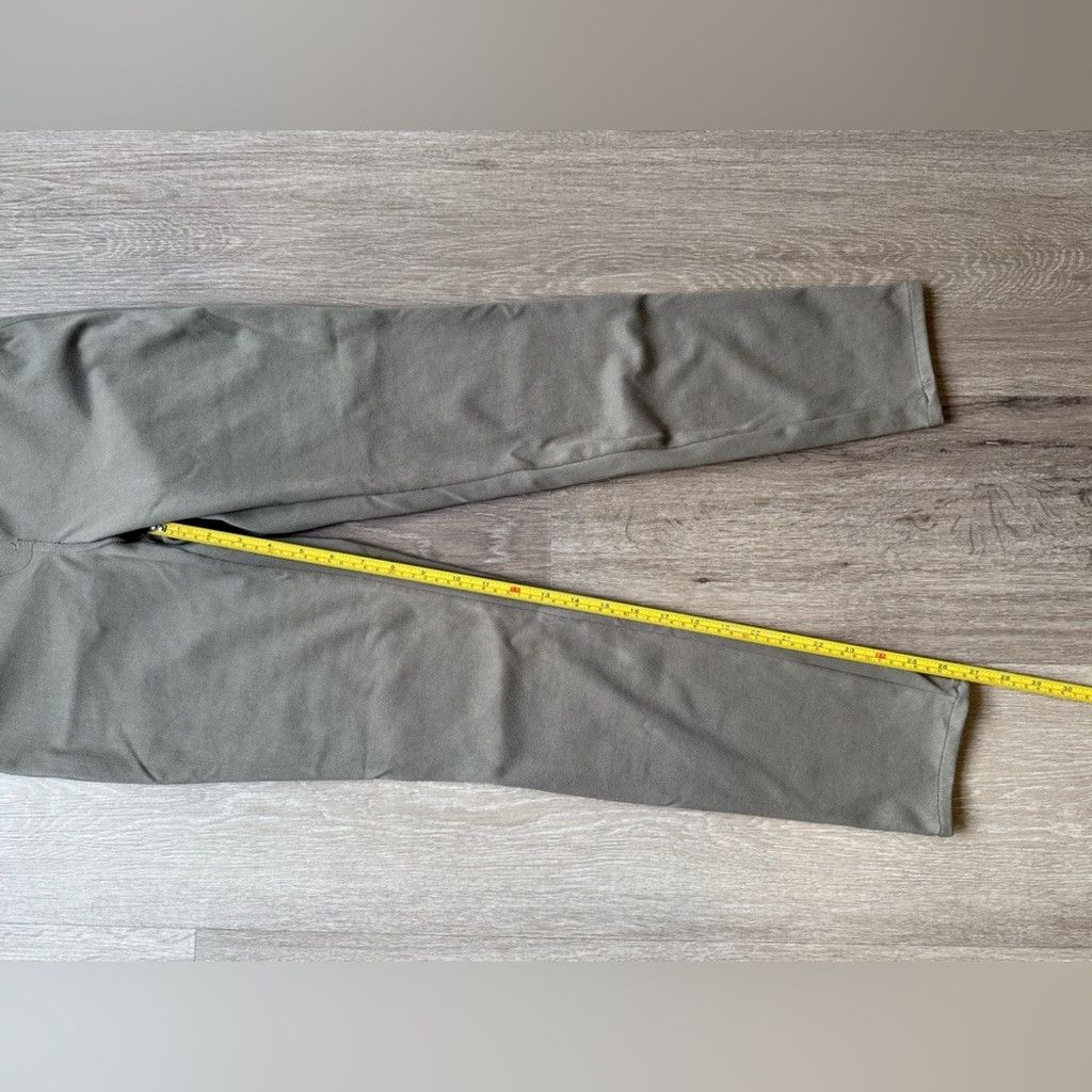 The Unbranded Brand Sunice Green Trousers with Wide Waistband and Tapered Fit Size 28" / US 6 / IT 42 - 7 Thumbnail