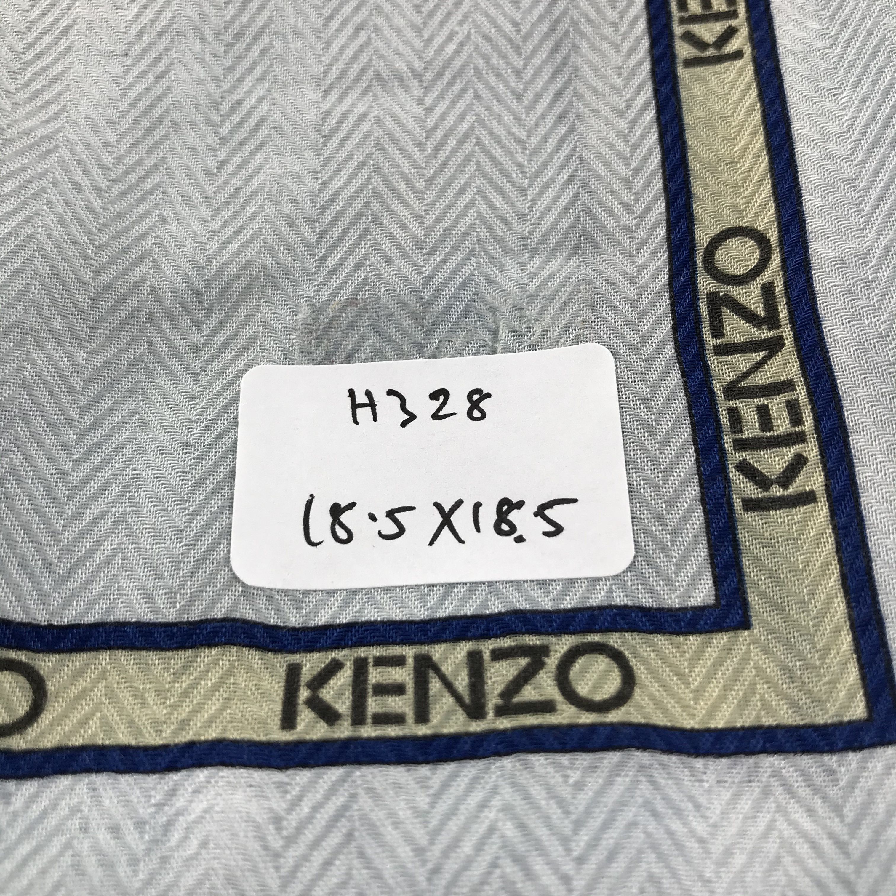 Kenzo Kenzo Handkerchief Neckerchief Bandana H328 Size ONE SIZE - 10 Thumbnail