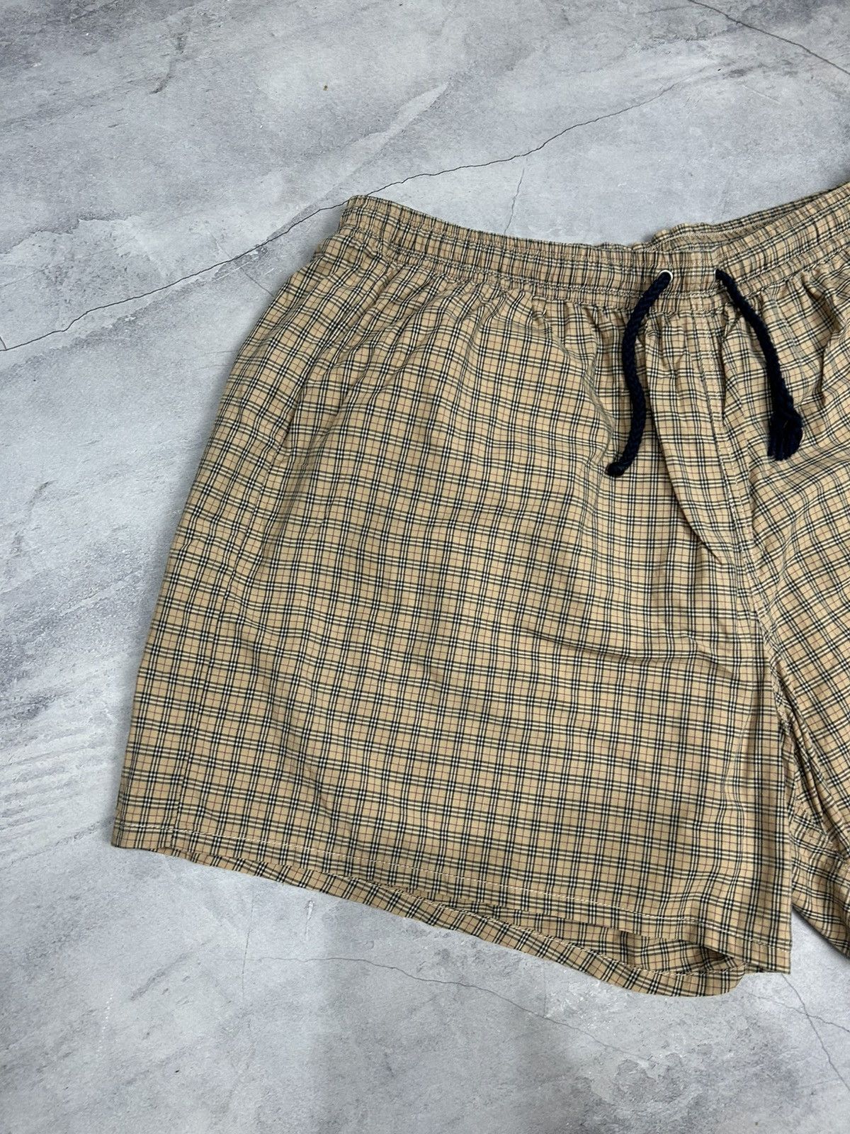 Burberry Rare Vintage 90s Burberry nova check short pants Size US 32 / EU 48 - 3 Thumbnail