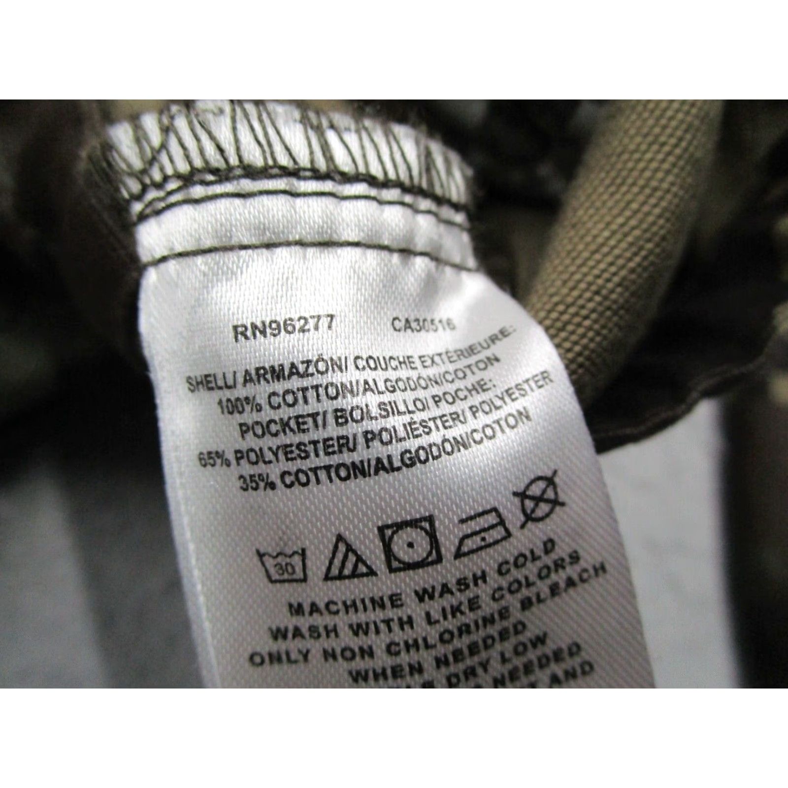 Vans VANS Jacket Mens Large Green Pixel Camo Snap Up Canvas Outdoor Skate Work Size US L / EU 52-54 / 3 - 4 Thumbnail