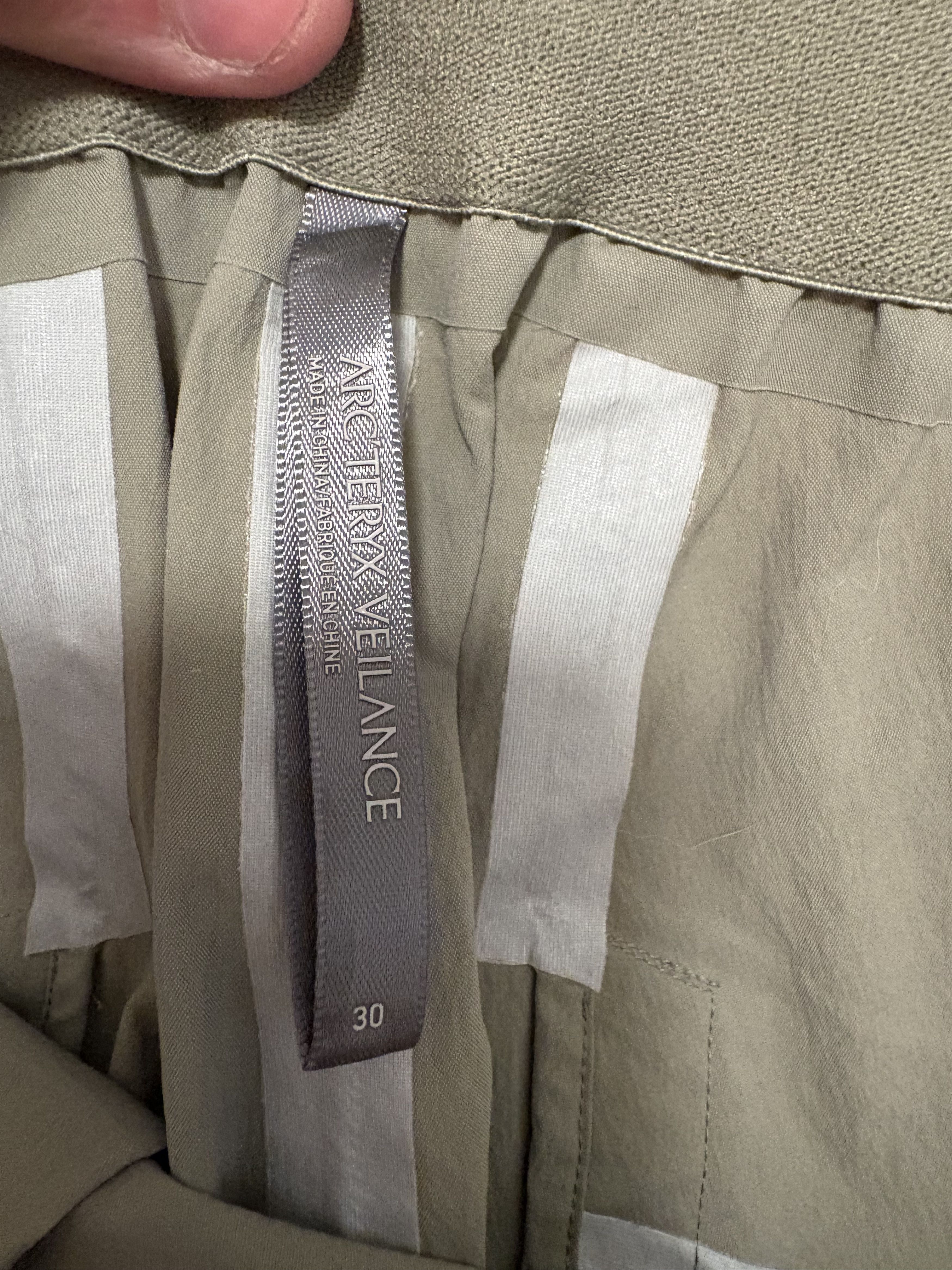 Veilance Spere Pant LT Size US 30 / EU 46 - 2 Thumbnail