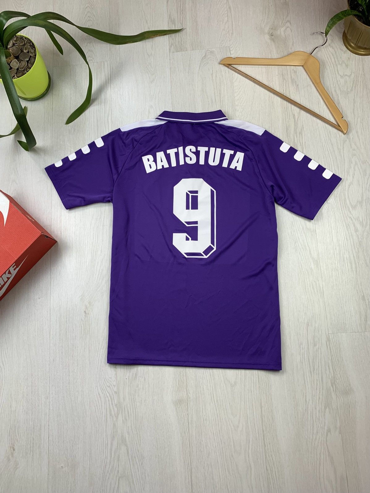 Fila Fila ACF Fiorentina 1998 1999 Batistuta 9 Home Shirt Size L Size US L / EU 52-54 / 3 - 2 Thumbnail