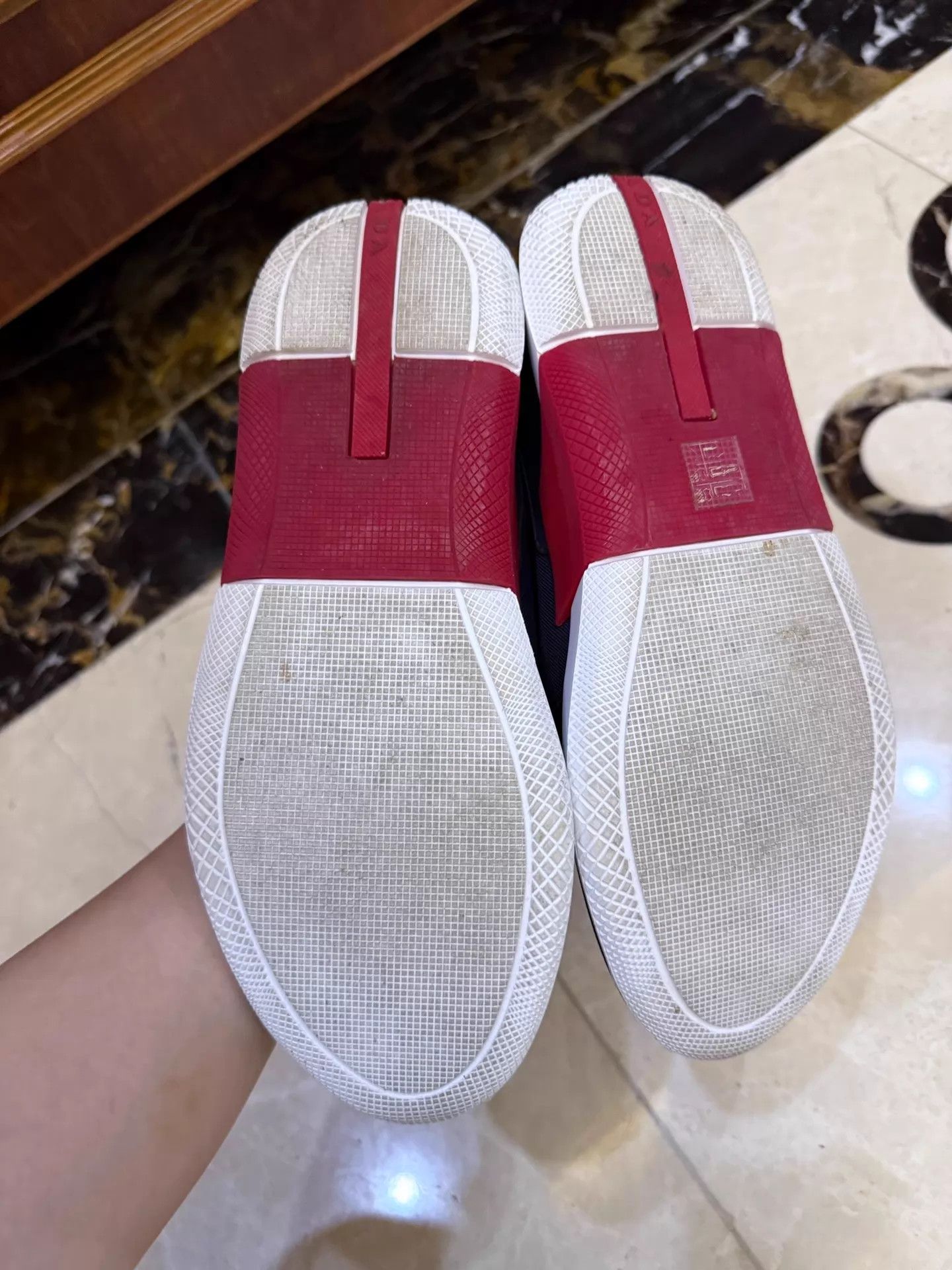 Prada Prada Men's Sneaker US 6 (EU 40) Authentic Size US 7 / EU 40 - 3 Thumbnail