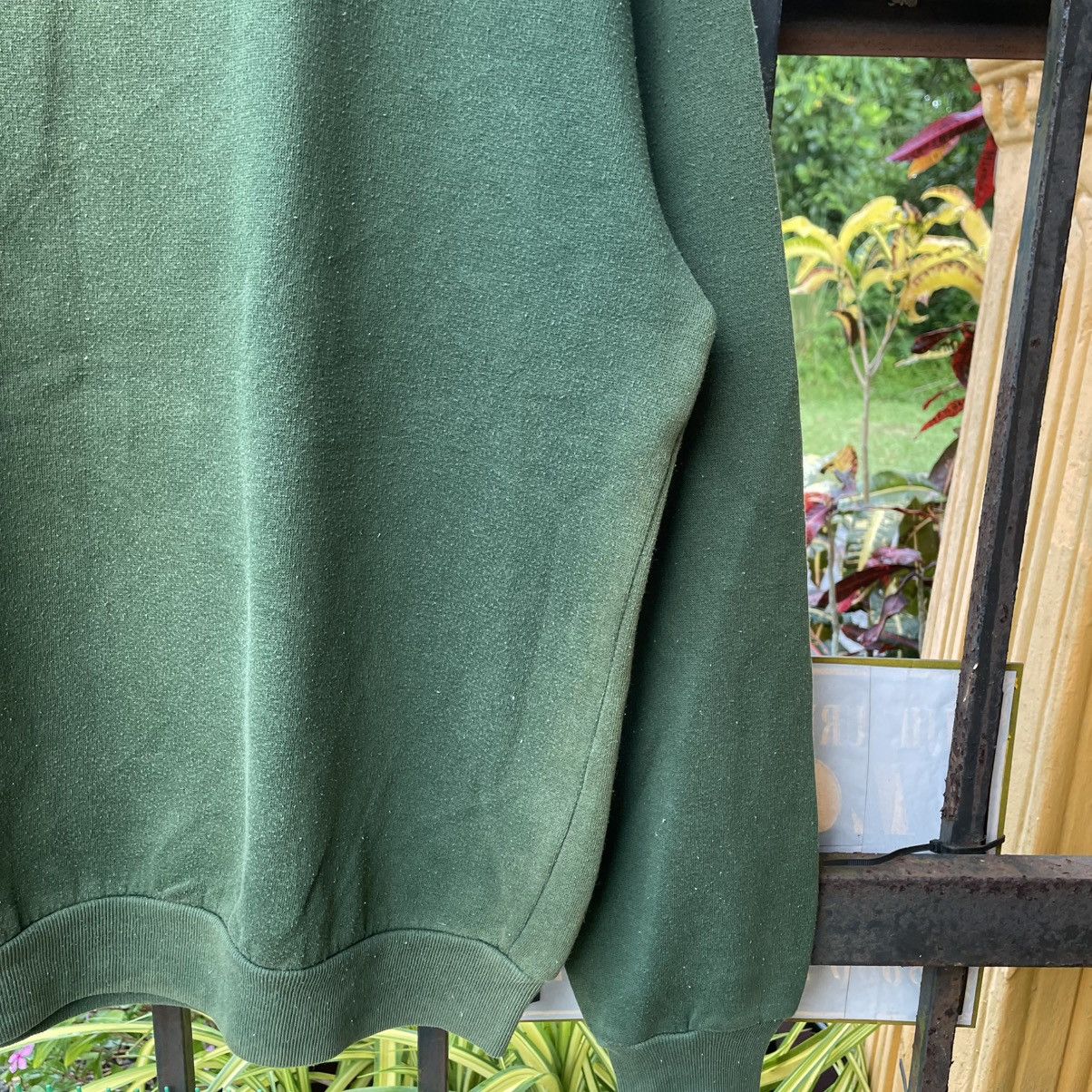 Other 🔥Vintage 90s Bugs Bunny Big Imaged Sun Faded Sweatshirts Size US M / EU 48-50 / 2 - 8 Thumbnail