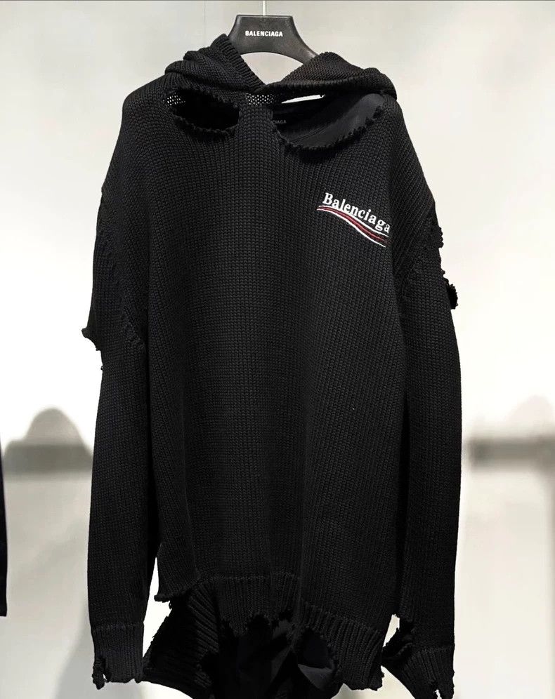 Balenciaga Balenciaga Ripped Hooded Show hoodie 2502-Nextarrow Size US XS / EU 42 / 0 - 1 Thumbnail
