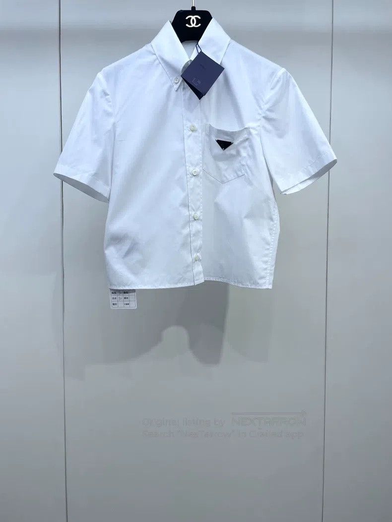 Prada Prada White metal triangle short-sleeved shirt Size XXS / US 00 / IT 34 - 1 Thumbnail