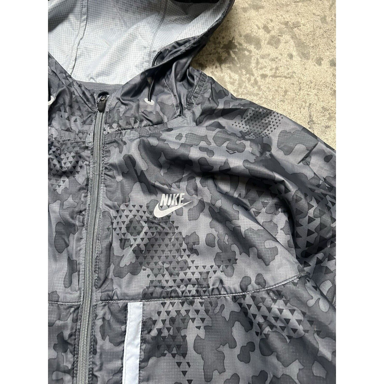 Nike Nike Gray Camo Patterned Athletics West 2011 Nylon Sample M Size US M / EU 48-50 / 2 - 5 Thumbnail