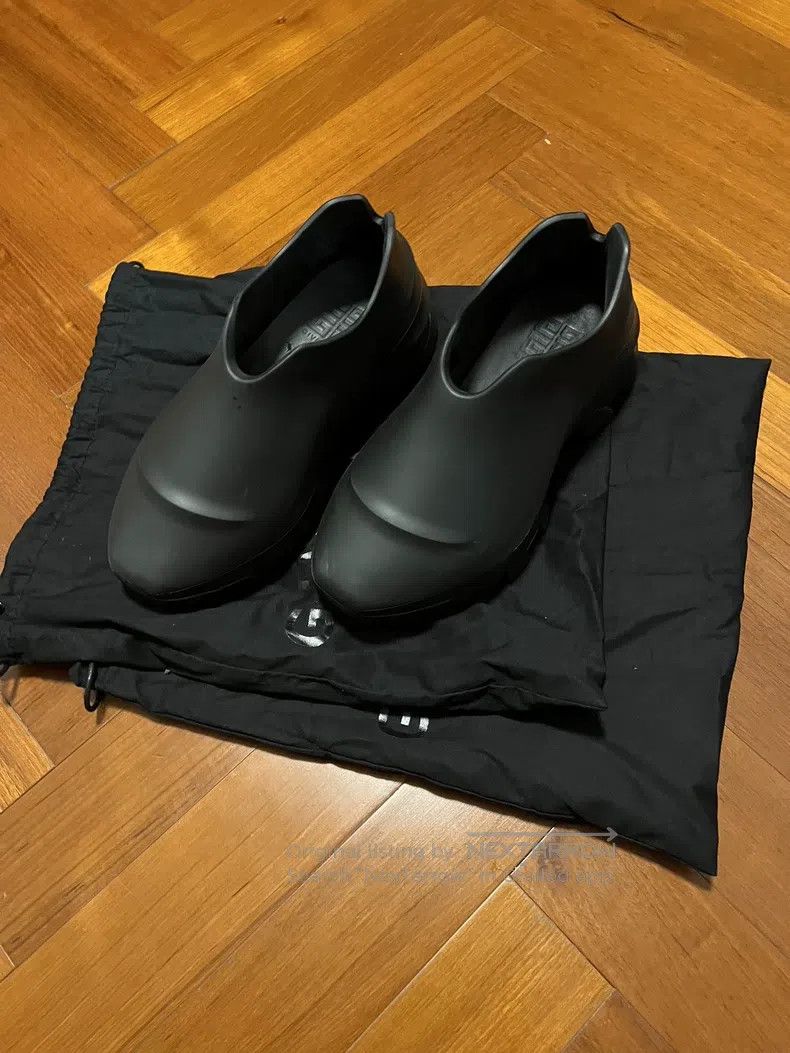 Givenchy Givenchy mallow Rubber Shoes Rain Shoes Loafers Size US 7 / EU 40 - 1 Thumbnail