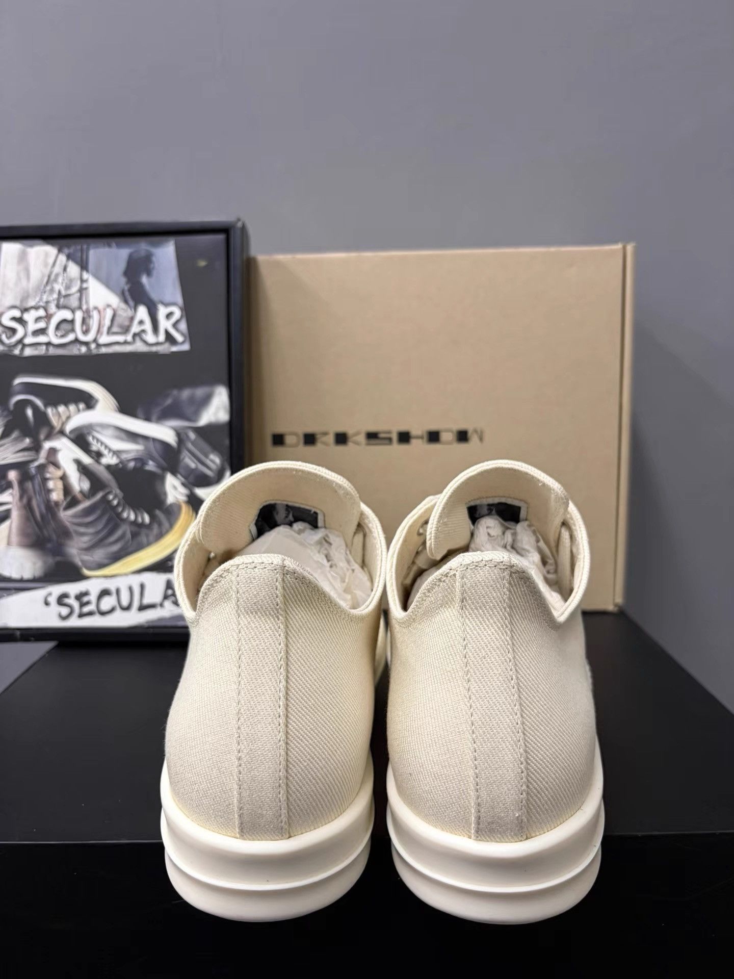 Rick Owens Rick Owens DRKSHDW Low-Top Big Converse Sneakers K34 Size US 6 / IT 36 - 7 Thumbnail