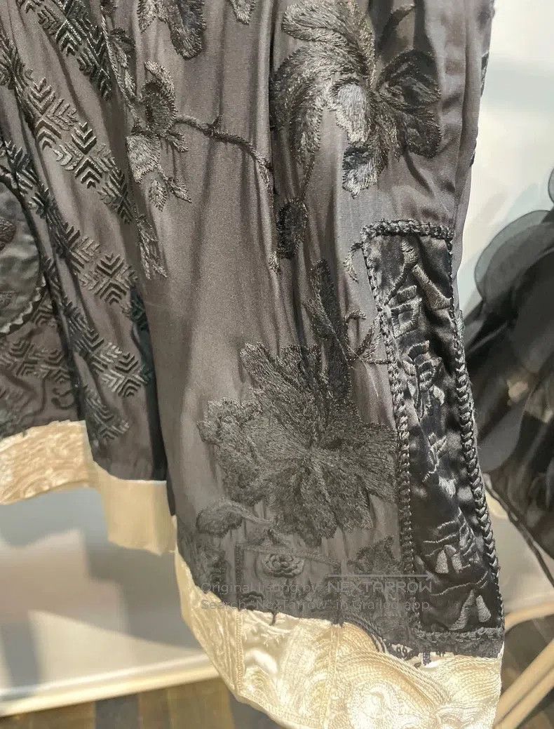Dries Van Noten Dries Van Noten Chinese-Style Embroidered 3D Stitched Silk Size 35" - 3 Thumbnail