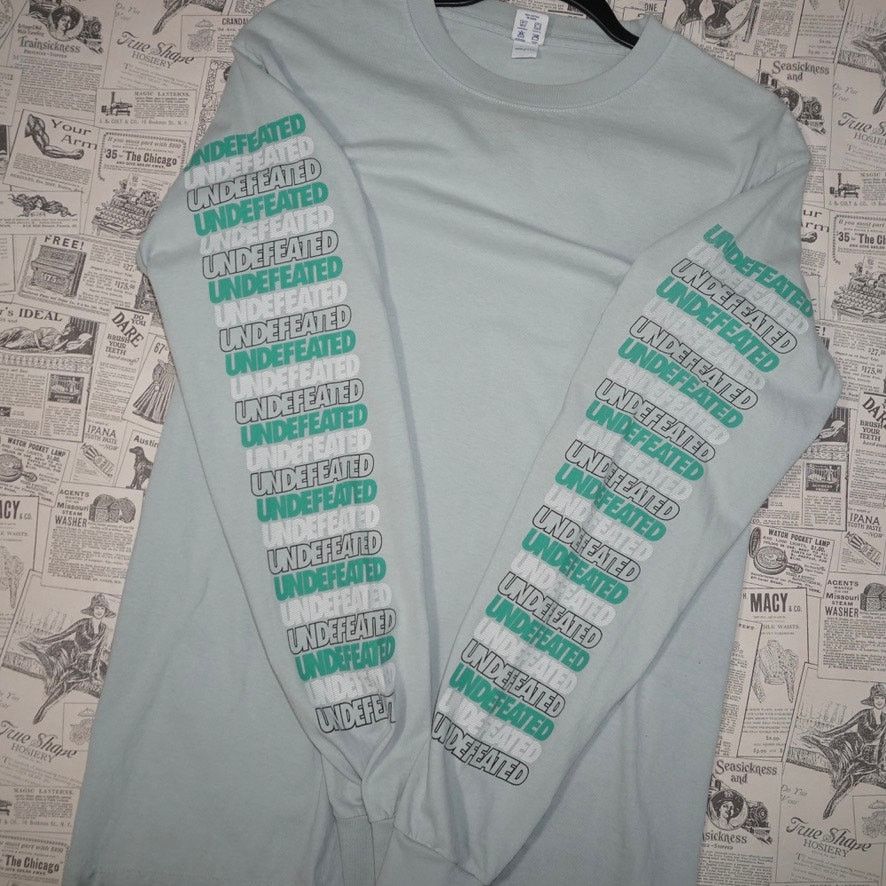 Undefeated Small - Undefeated Hype Long sleeve repeat logo LS t-shirt Size US S / EU 44-46 / 1 - 4 Thumbnail