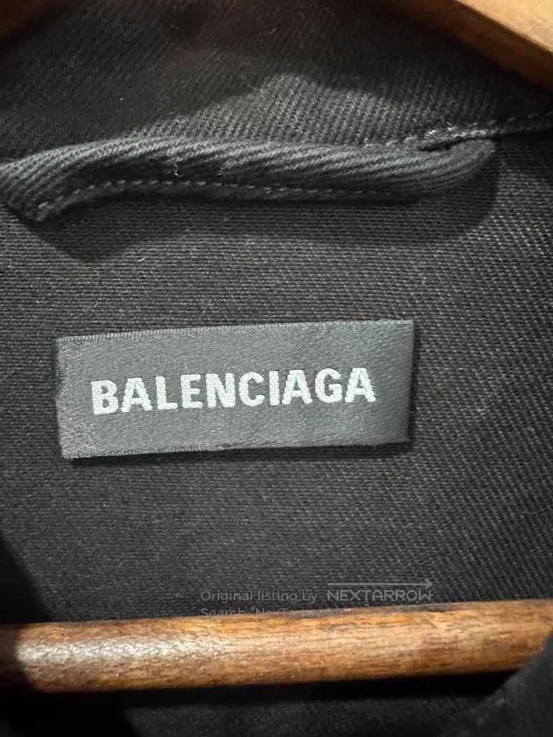 Balenciaga Balenciaga Front Logo Pattern Single Breasted Long Sleeve Size US M / EU 48-50 / 2 - 2 Thumbnail