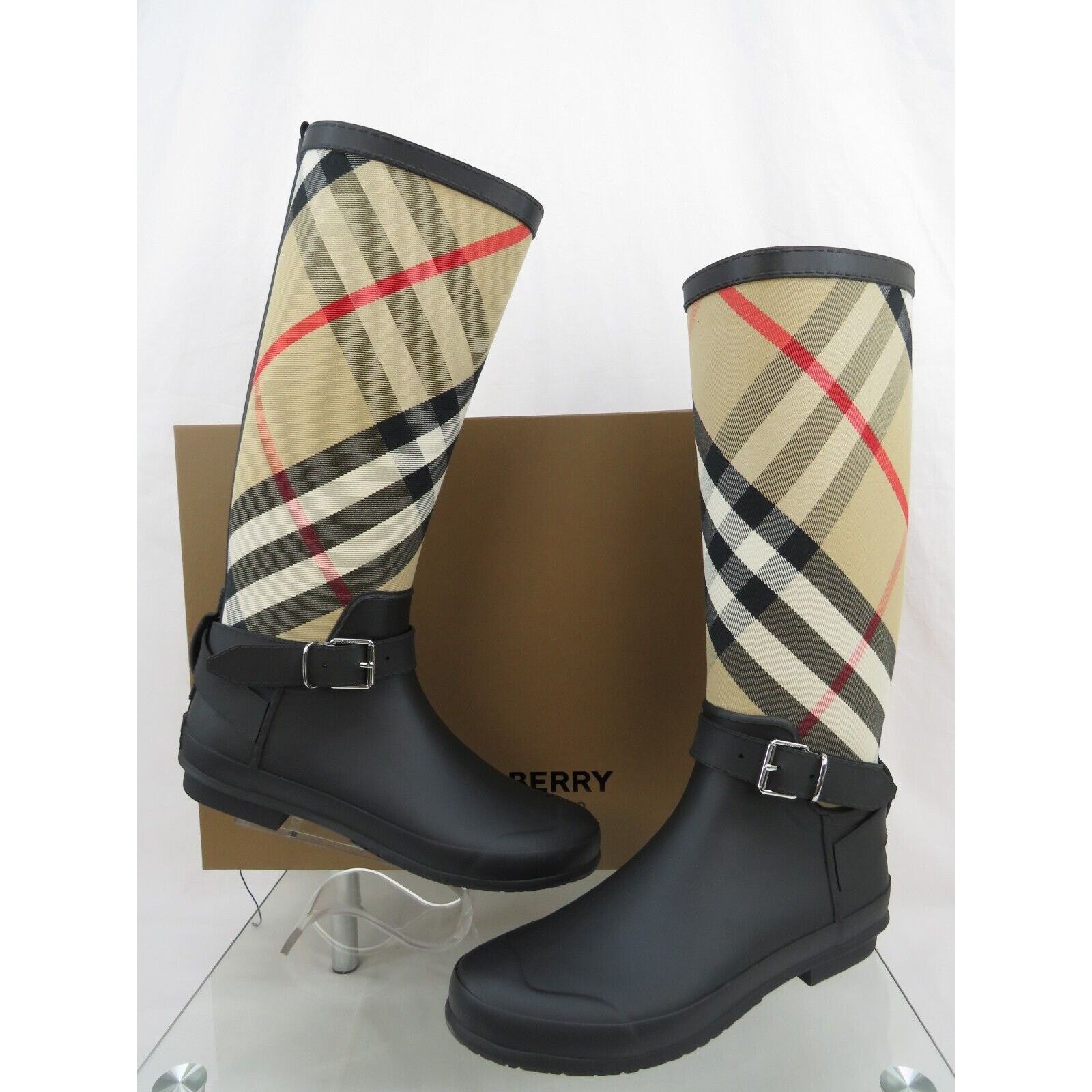 Burberry BURBERRY SIMEON BLACK RUBBER CHECK RAIN BOOTS US 7 EU 37 Size US 7 / IT 37 - 8 Thumbnail