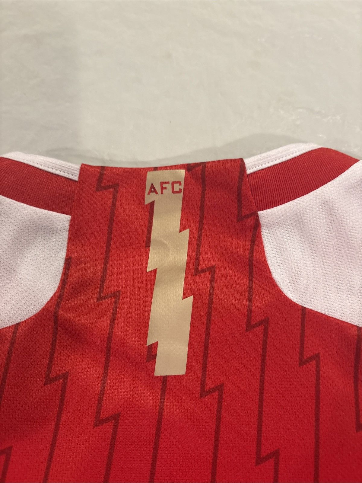 Adidas Arsenal Home Soccer Mens XL Red Emirates Adidas AEROREADY Size US XL / EU 56 / 4 - 9 Thumbnail