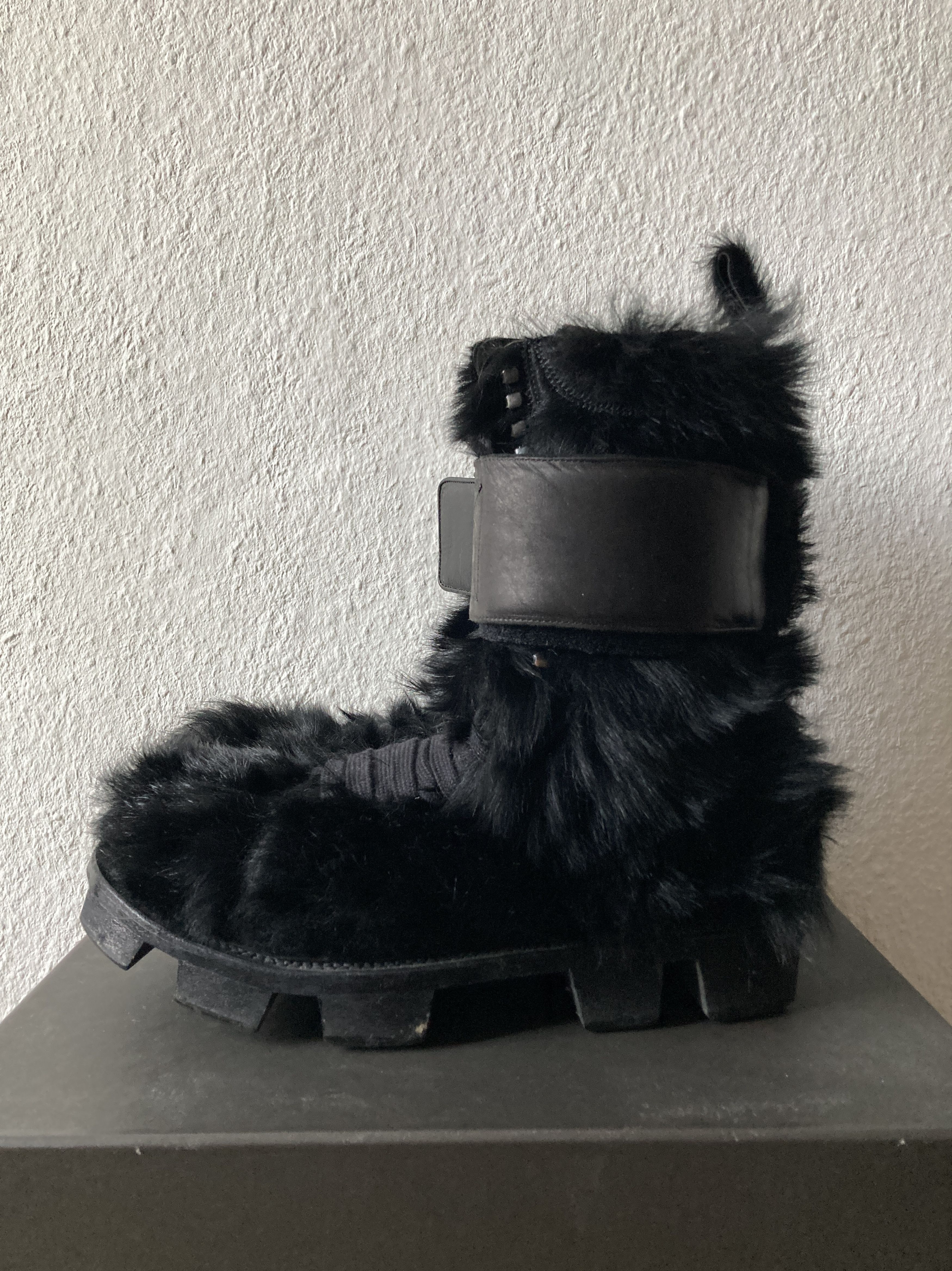Rick Owens F/W 13 "PLINTH" Runway Fur Hiker Megatooth Boots Rick Owens Size US 11.5 / EU 44-45 - 7 Thumbnail