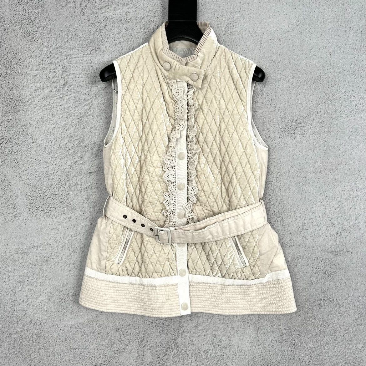 Moncler Moncler Cream Quilted Down Vest Size S / US 4 / IT 40 - 1 Thumbnail