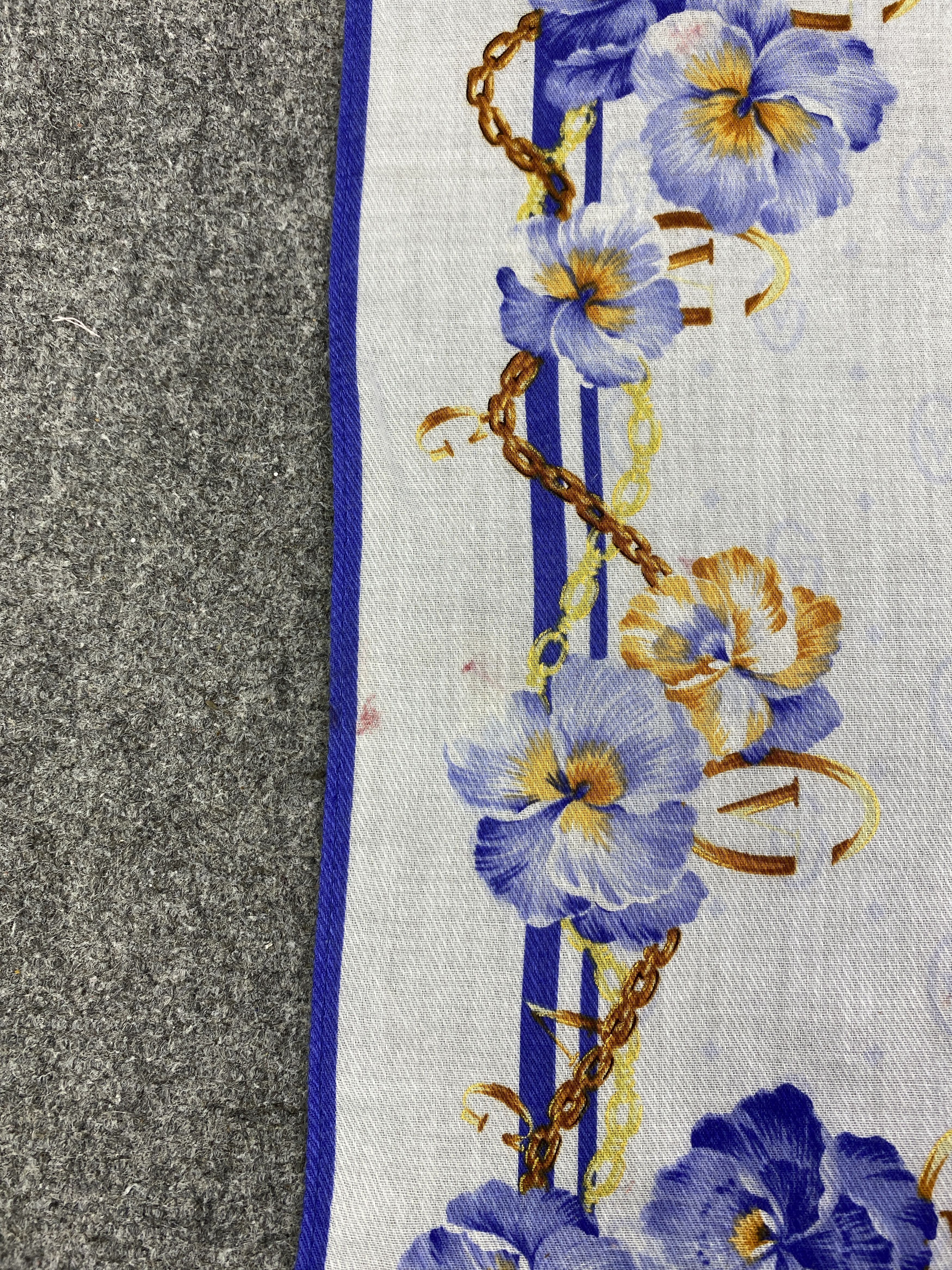 Gianni Valentino Vintage Gianni Valentino Handkerchief / Neckerchief HKC1074 Size ONE SIZE - 8 Thumbnail