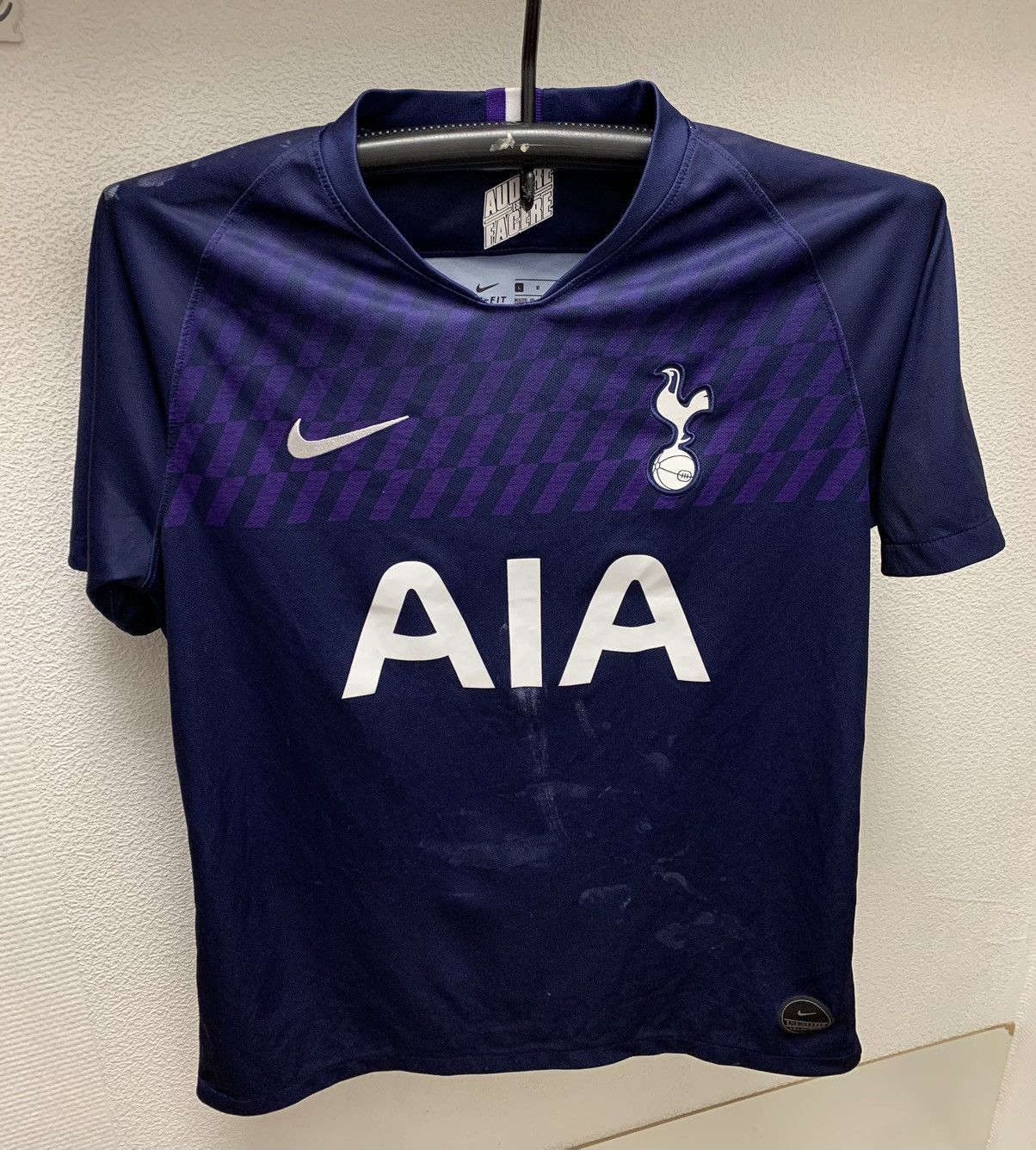 Nike Tottenham Hotspur’s Nike soccer jersey L sz Size US L / EU 52-54 / 3 - 1 Thumbnail