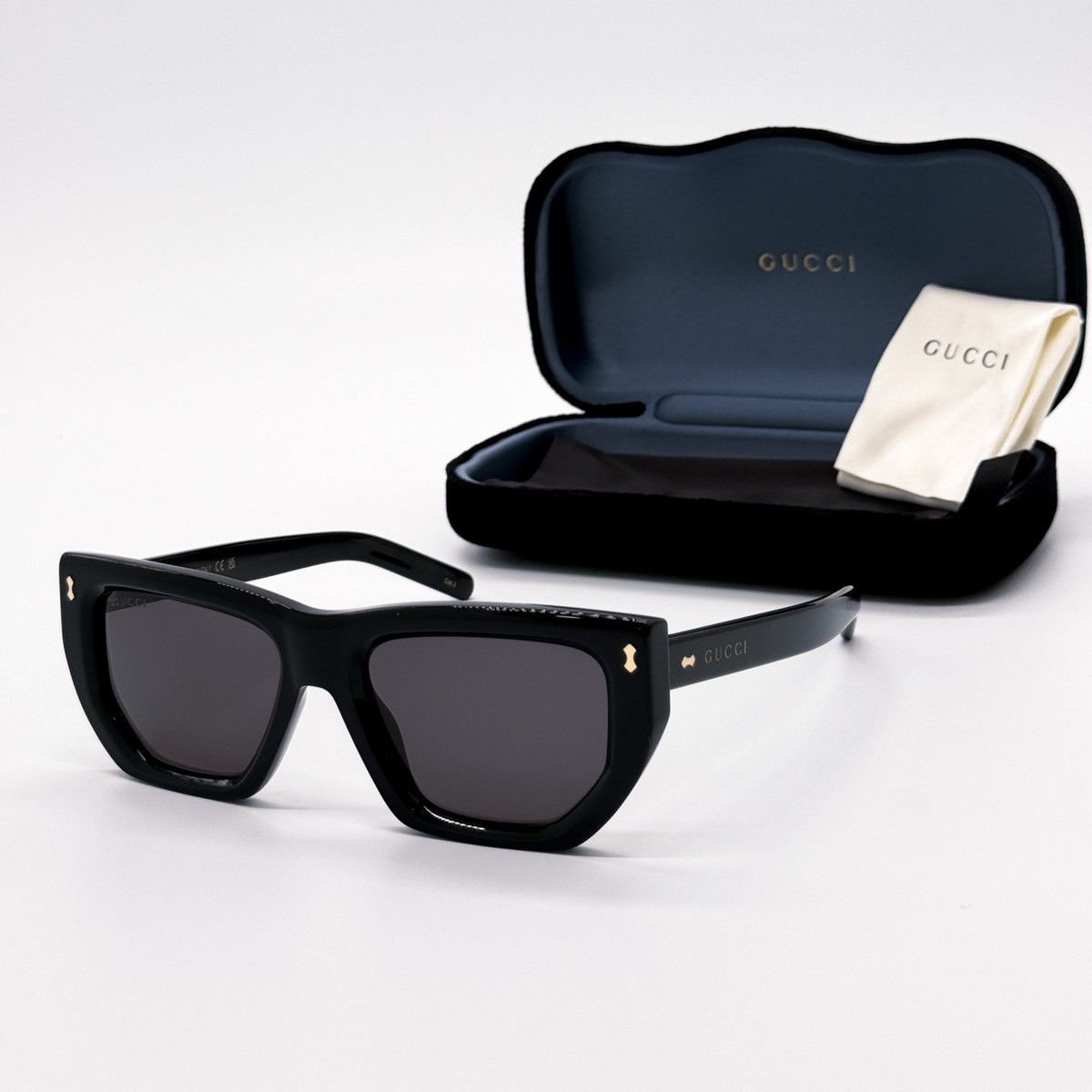 Gucci NEW GUCCI GG1520S 001 CAT EYE BLACK GREY WOMEN SUNGLASSES Size ONE SIZE - 3 Thumbnail