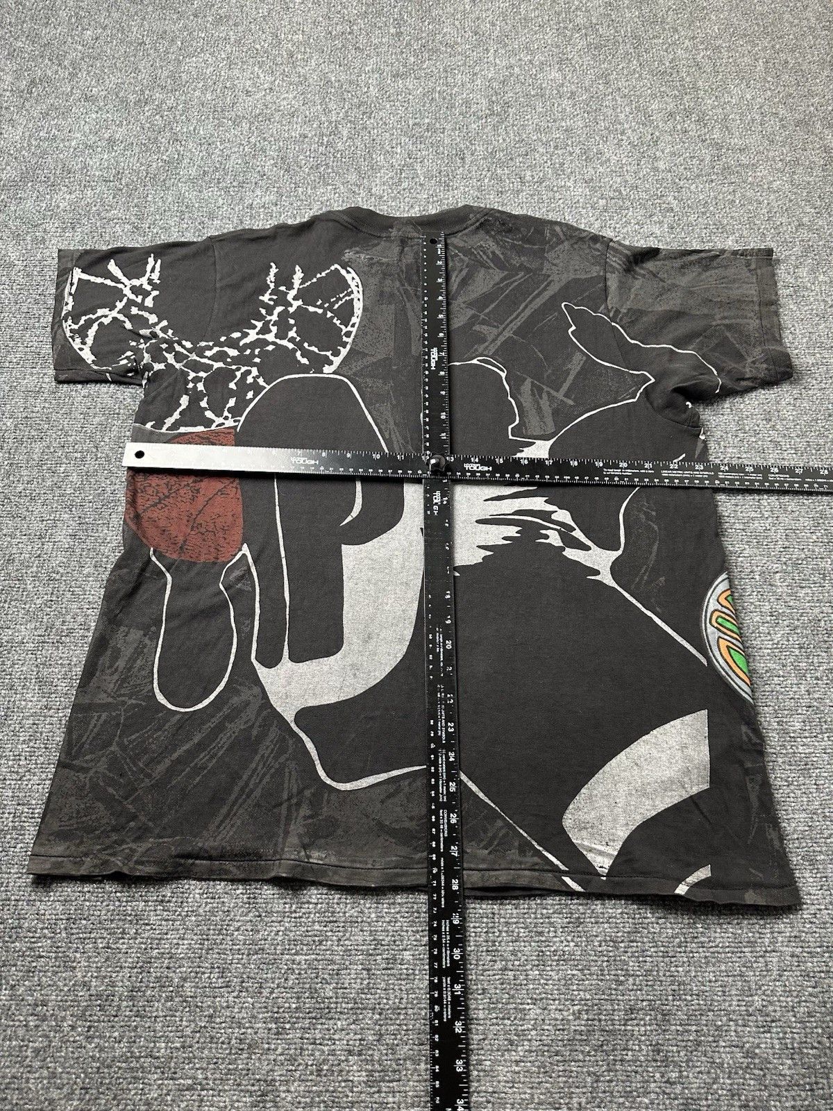 Vintage Mens Dan Gilbert In Your Face Basketball 1990s, Size XL Size US XL / EU 56 / 4 - 7 Thumbnail