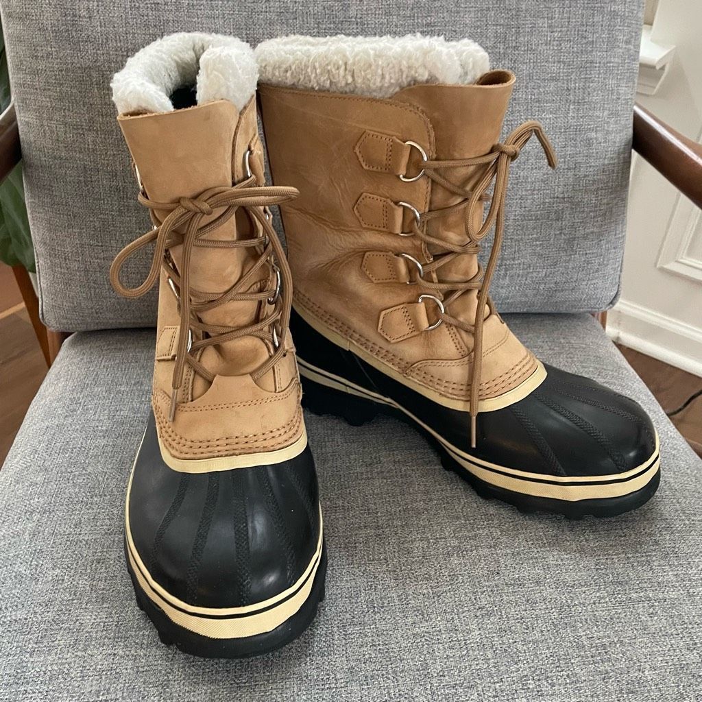 image of Sorel Caribou Men’S Winter Boots Buff 10 in Black, Men's