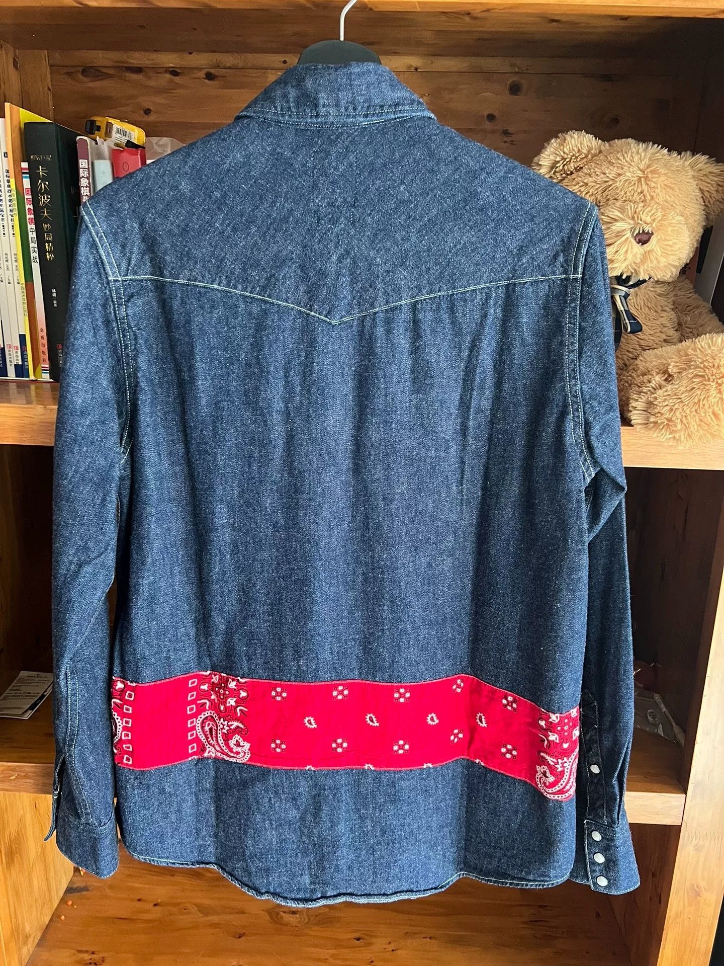 Visvim Visvim 2017 Indigo Denim Paisley Shirt Size US L / EU 52-54 / 3 - 7 Thumbnail