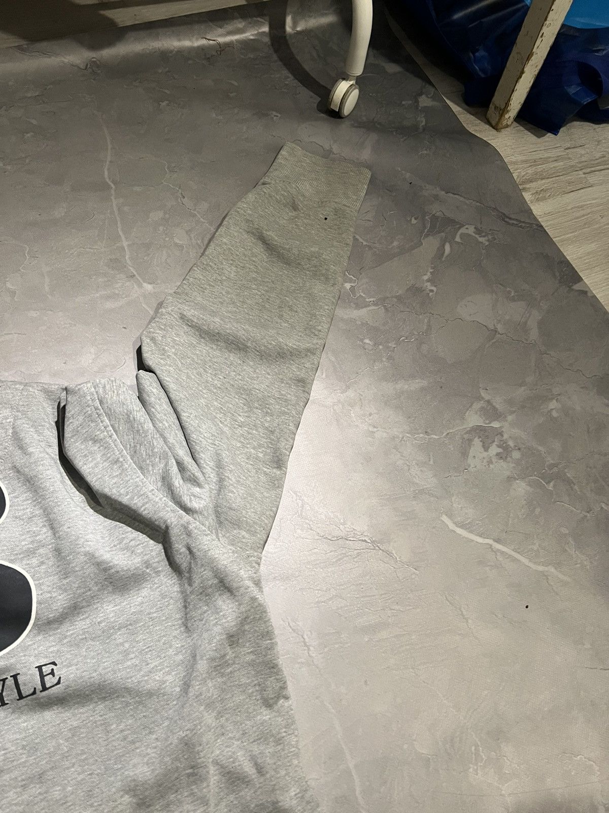 Japanese Brand Minimalist Streetwear Hoodie / Archive Glam Y2K / Swag Gray Size US XXL / EU 58 / 5 - 9 Thumbnail