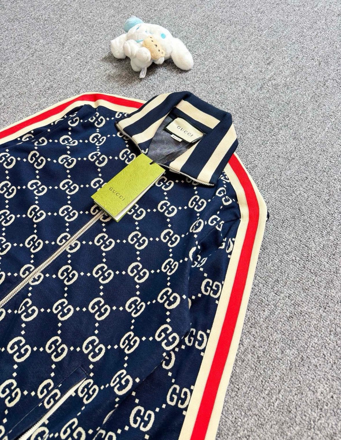Gucci Gucci Red and blue old flower full logo jacket 2503-Nextarr Size US S / EU 44-46 / 1 - 3 Thumbnail