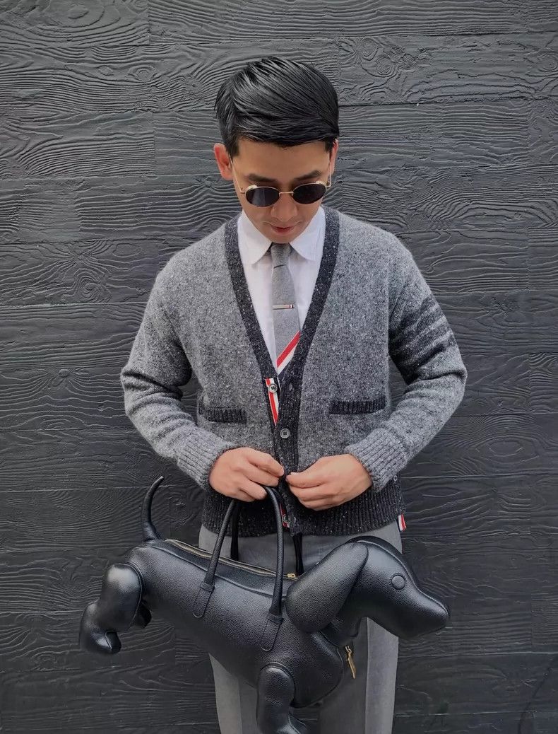 Thom Browne Thom browne Black and gray four-bar wool cardigan jacket 25 Size US L / EU 52-54 / 3 - 8 Thumbnail