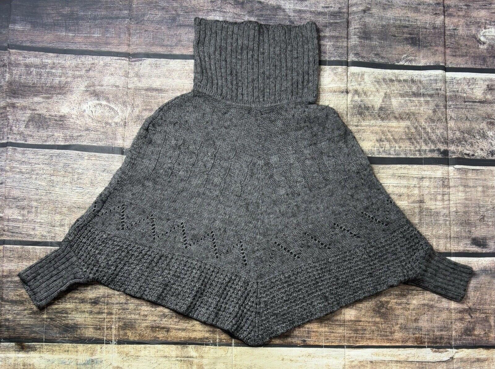 Other Maison Pholya Poncho Sweater Women's S/M Wool Alpaca Italy Size S / US 4 / IT 40 - 1 Thumbnail