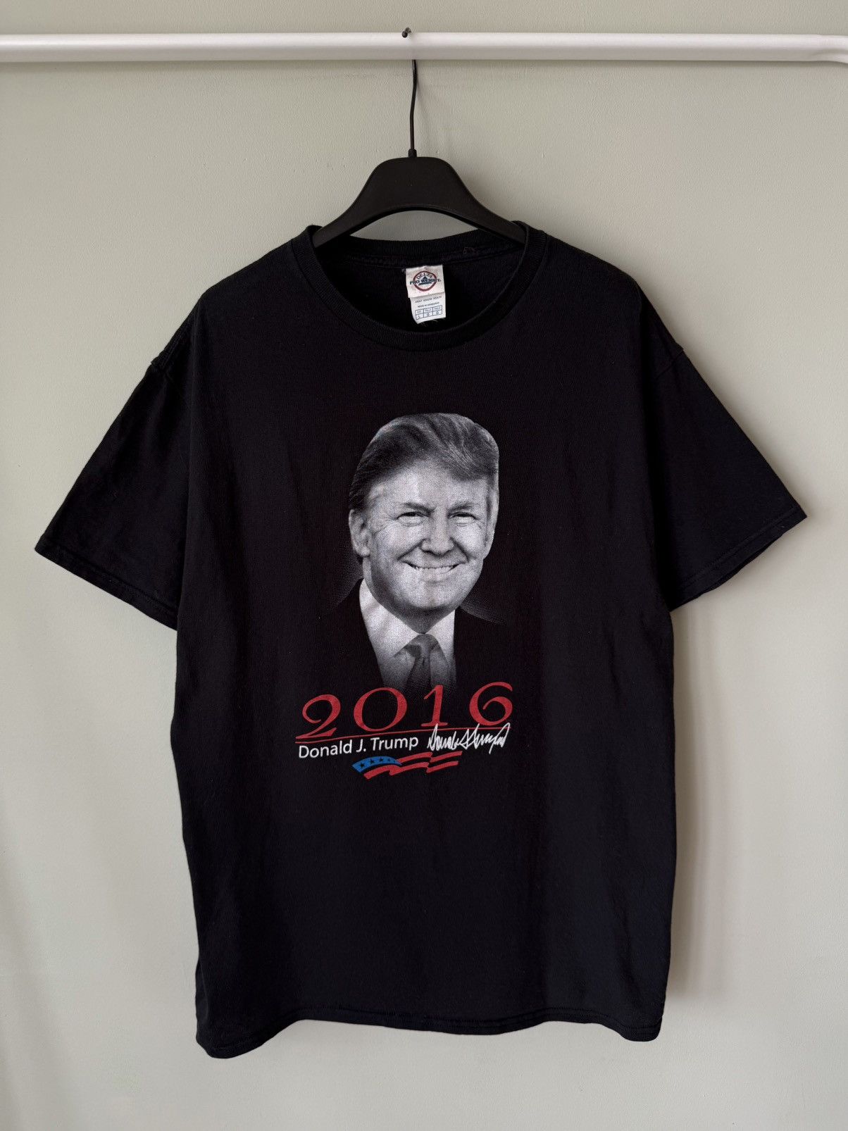 Donald Trump Donald Trump 2016 tshirt vintage Size US L / EU 52-54 / 3 - 1 Thumbnail