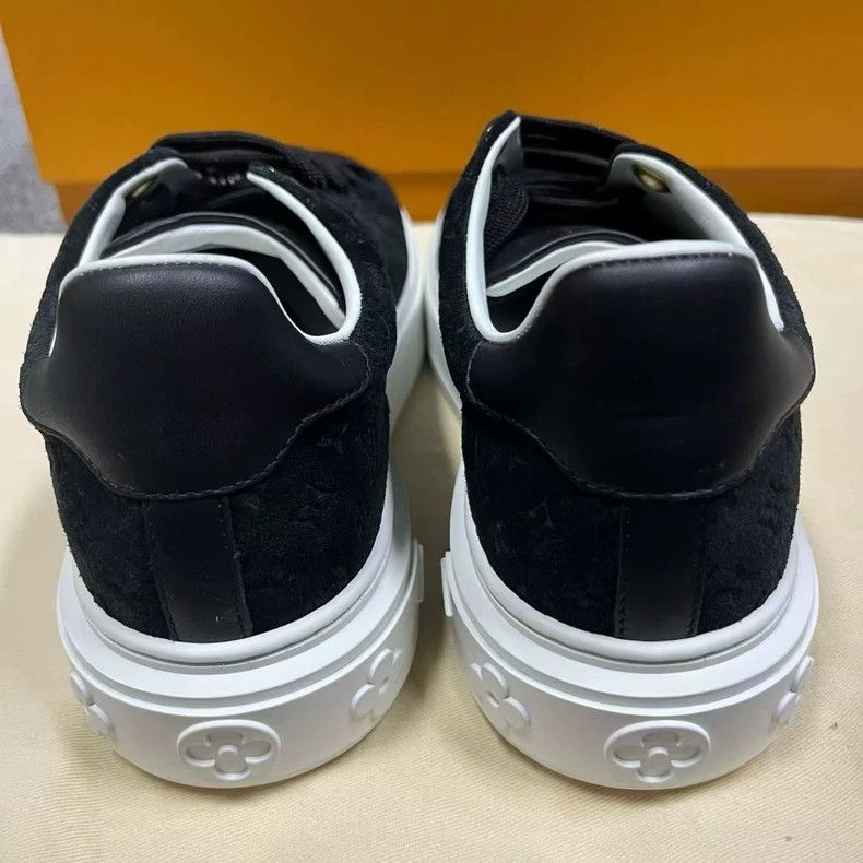 Louis Vuitton Louis Vuitton Black suede stylish casual and comfortable l Size US 5.5 / IT 35.5 - 4 Thumbnail
