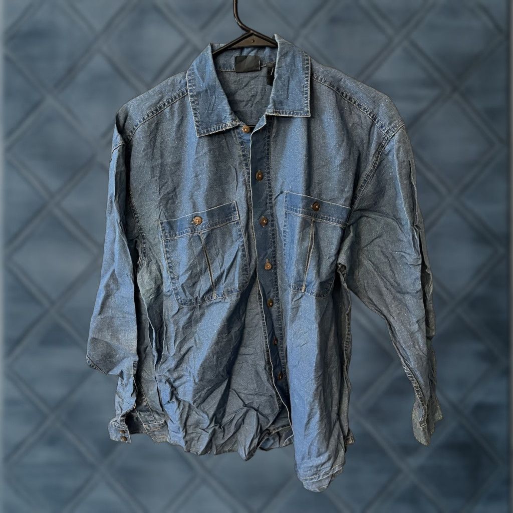 Liz Claiborne VINTAGE Liz Claiborne Shirt Women's Blue Chambray Linen Button-up Size S Solid Beach Long Sleeve Collared Womens Size S / US 4 / IT 40 - 1 Thumbnail