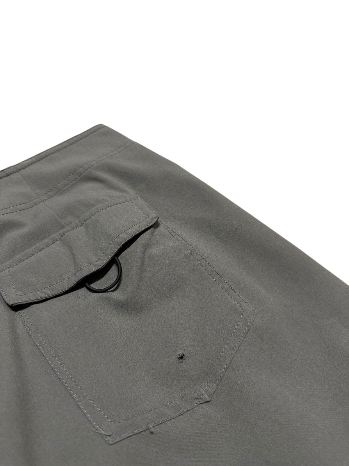 Oakley Vintage Oakley Shorts Big Logo Swimwear Surfing Style Y2K Size US 36 / EU 52 - 4 Thumbnail