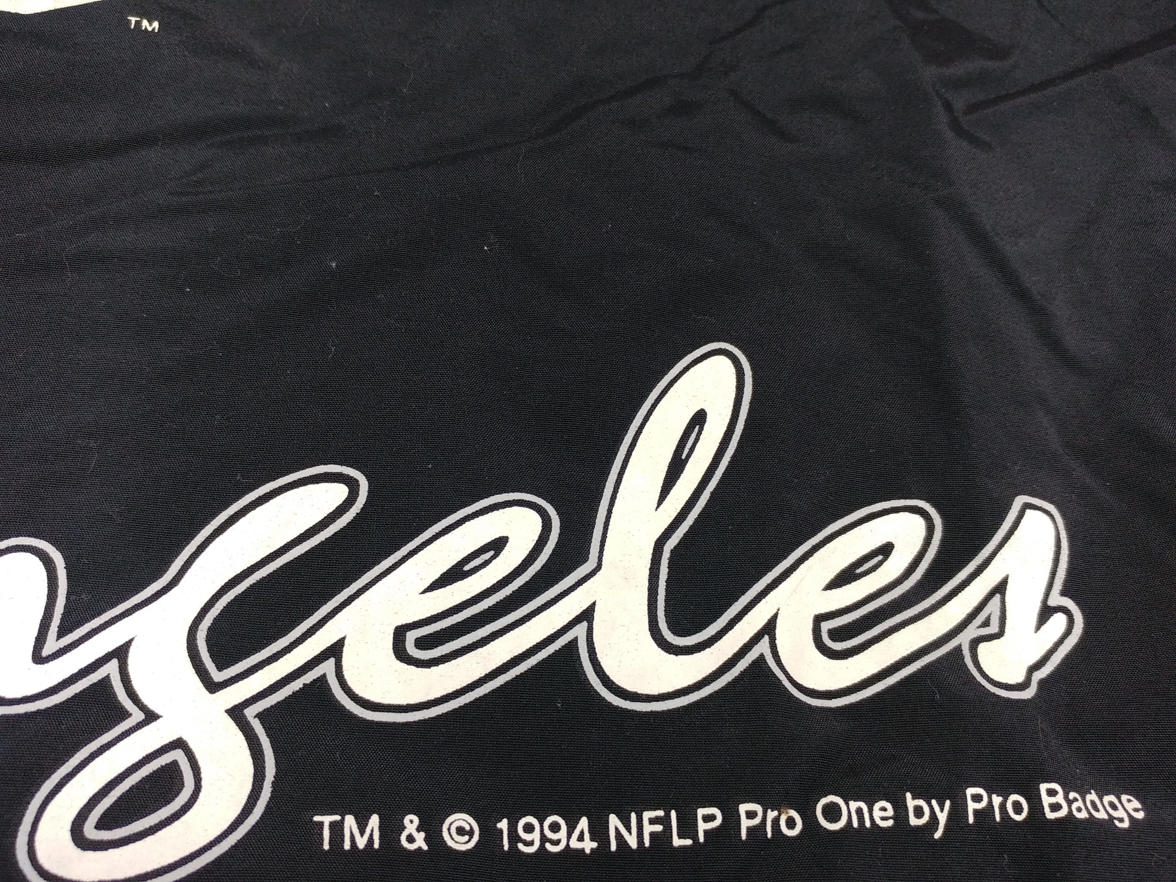 NFL Los Angeles Raiders jacket, 1994 Pro One, vintage Oakland XL Size US XL / EU 56 / 4 - 12 Thumbnail