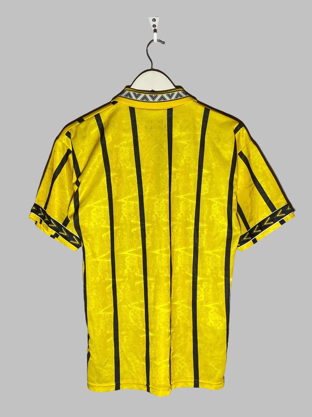 Vintage Vintage Mitre Burnley FC 1993-95 Away Soccer Jersey Size US M / EU 48-50 / 2 - 2 Thumbnail