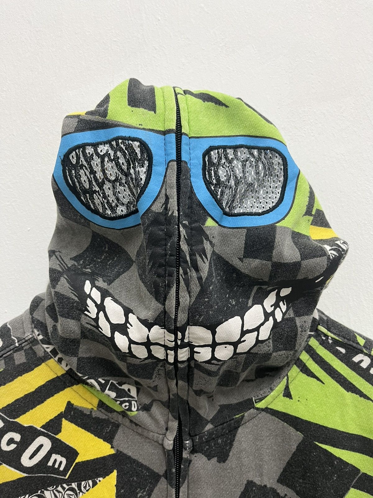 Volcom Volcom Monster Hoodie Full Printed Face Mask Size US XL / EU 56 / 4 - 2 Thumbnail