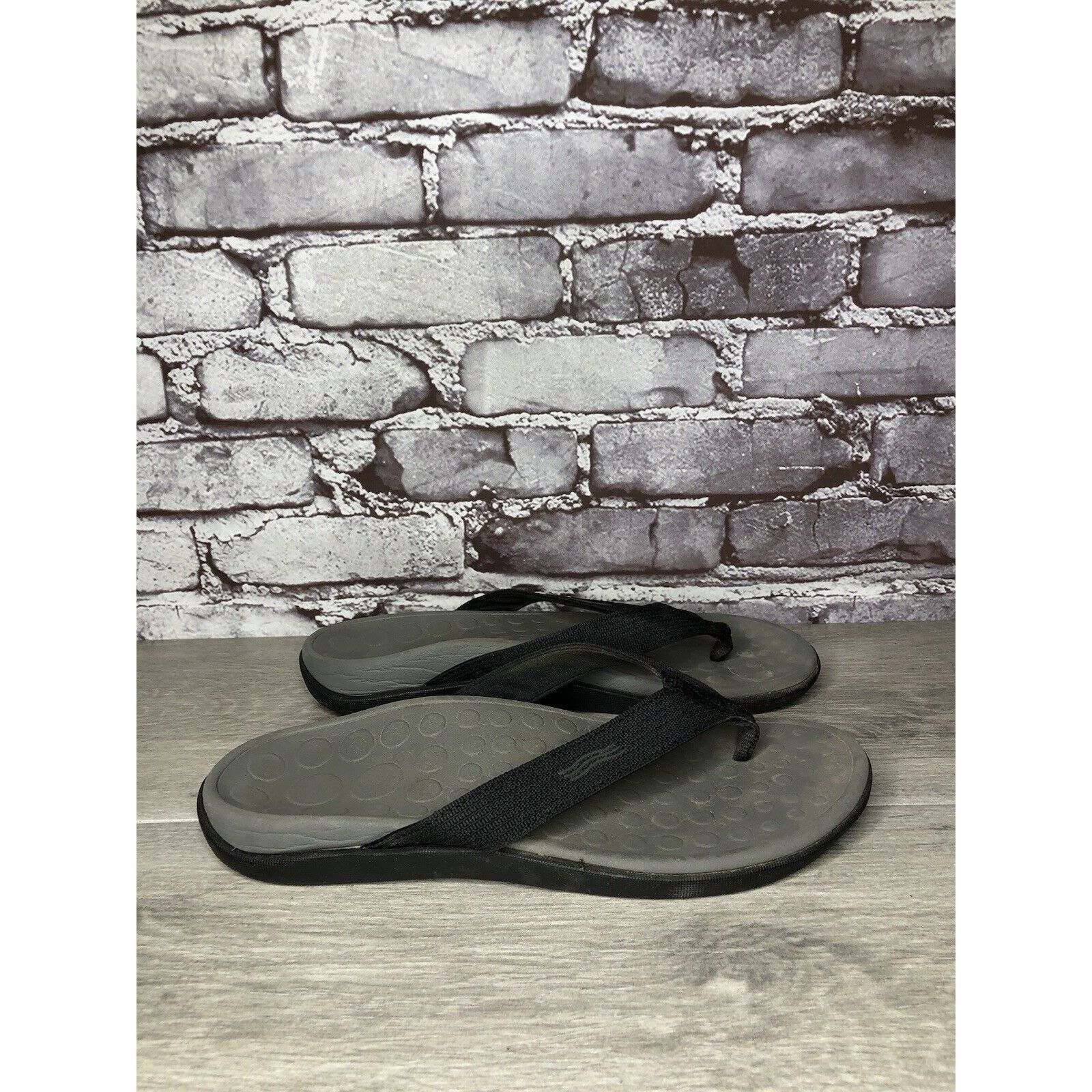 Other VIONIC Wave Black Toe Post Flip Flop Sandals Unisex Men Sz 8 Size US 8 / EU 41 - 18 Thumbnail