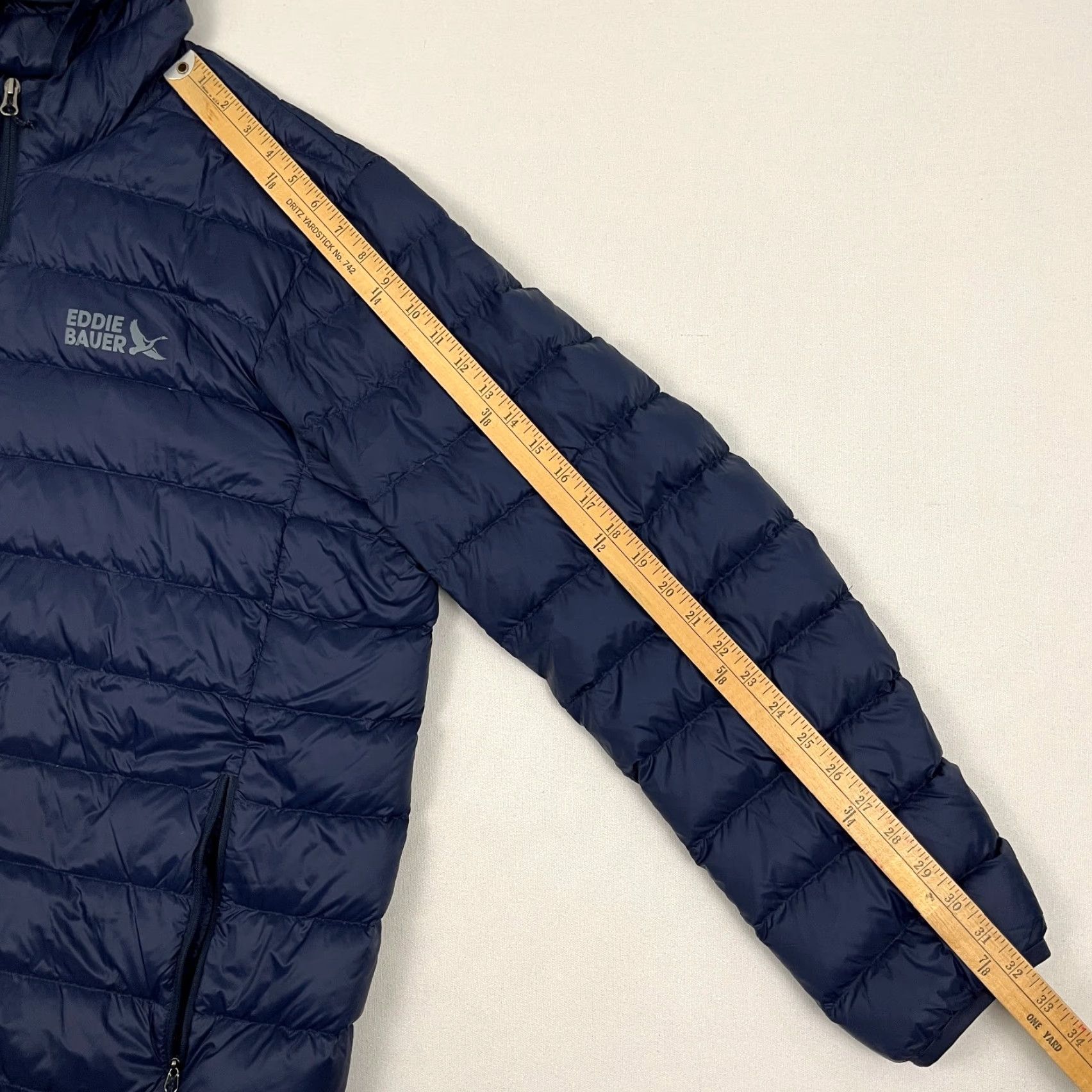 Eddie Bauer VINTAGE? No. Wait—Cannot use N/A. Size US XXL / EU 58 / 5 - 7 Thumbnail