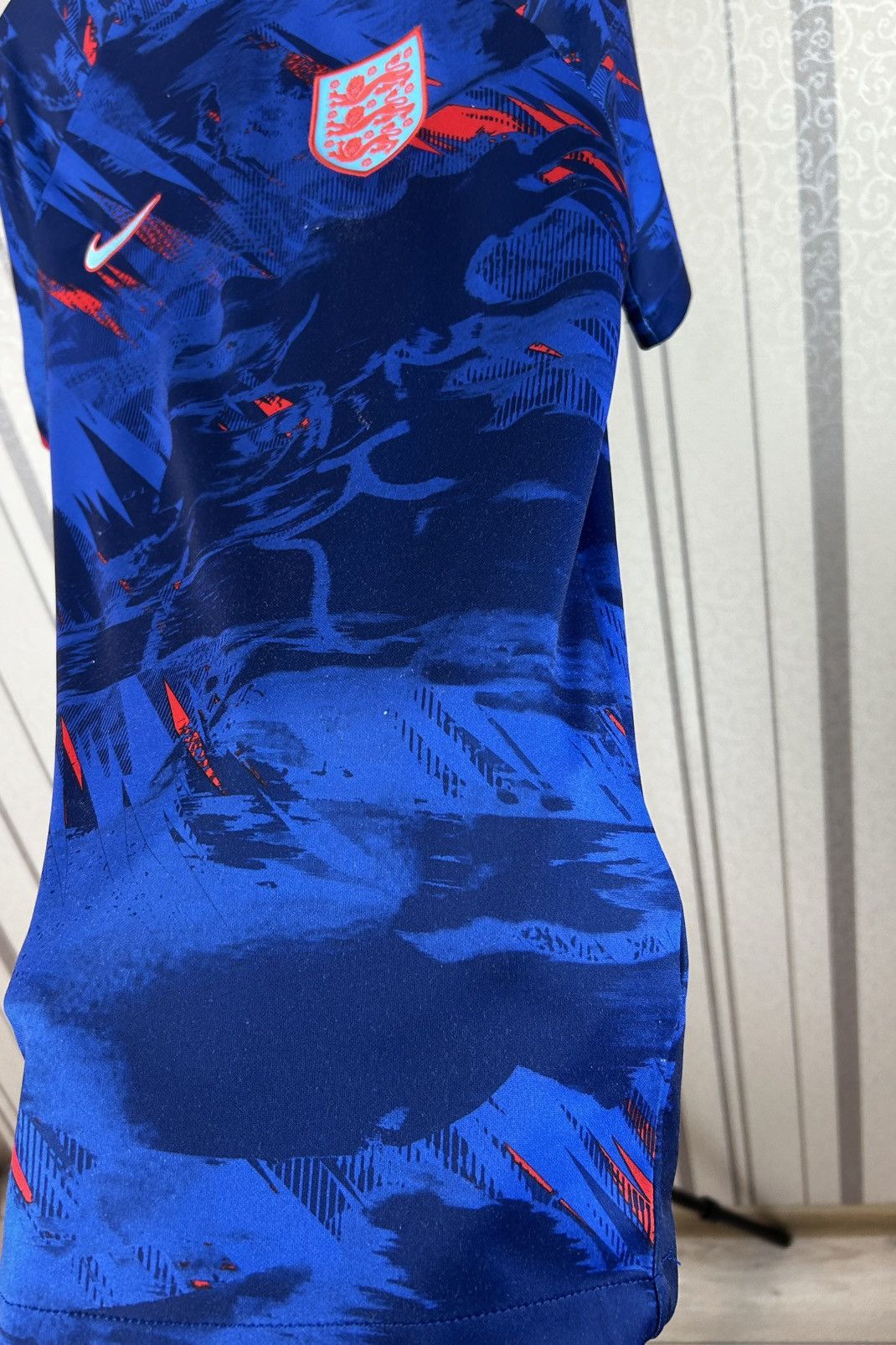 Nike Nike England 2022/2023 Jersey Size S Size US S / EU 44-46 / 1 - 11 Thumbnail