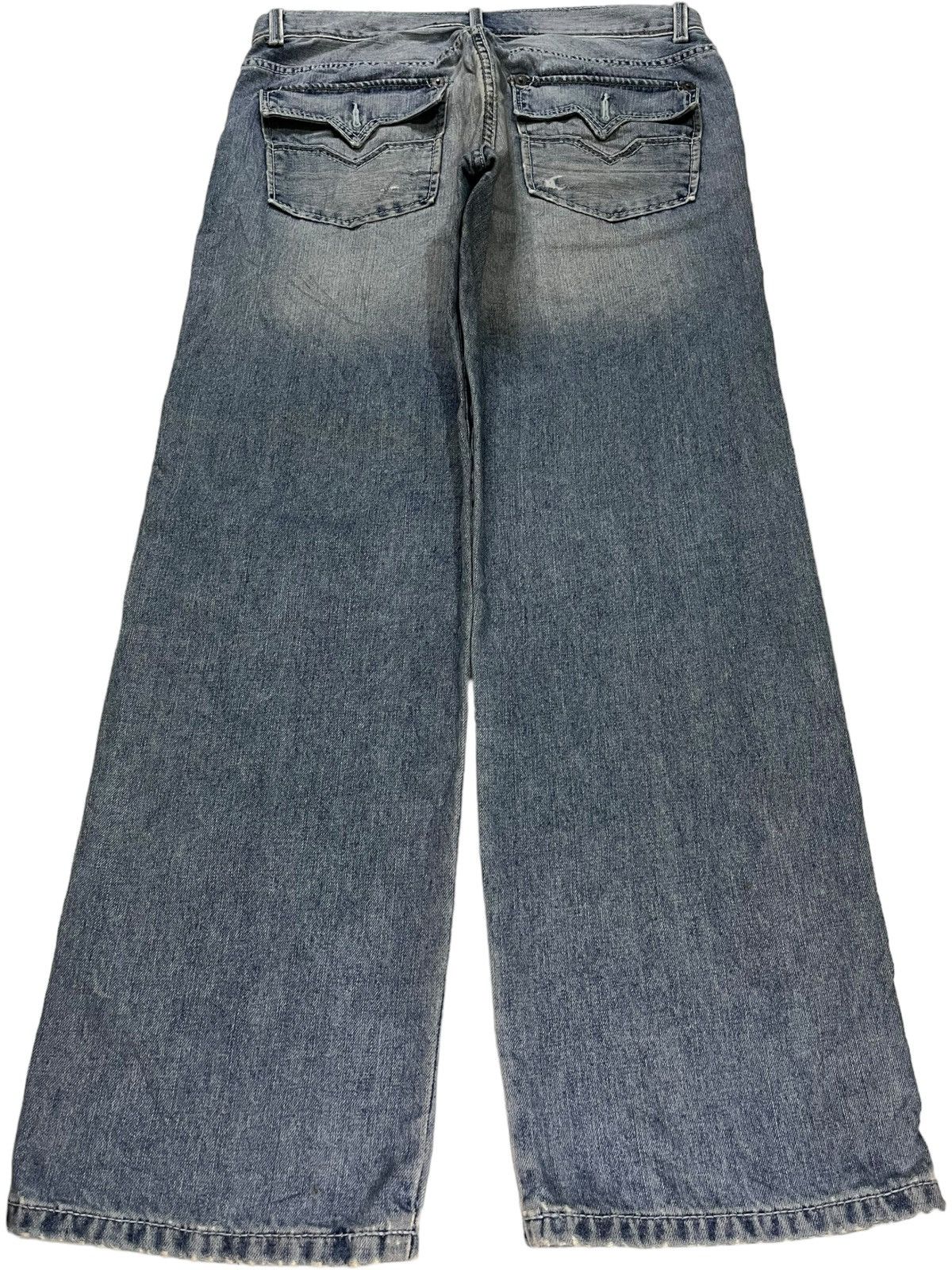DKNY × Japanese Brand Vintage Dkny Faded Wash Distressed Style Baggy Jeans Size US 33 - 2 Thumbnail