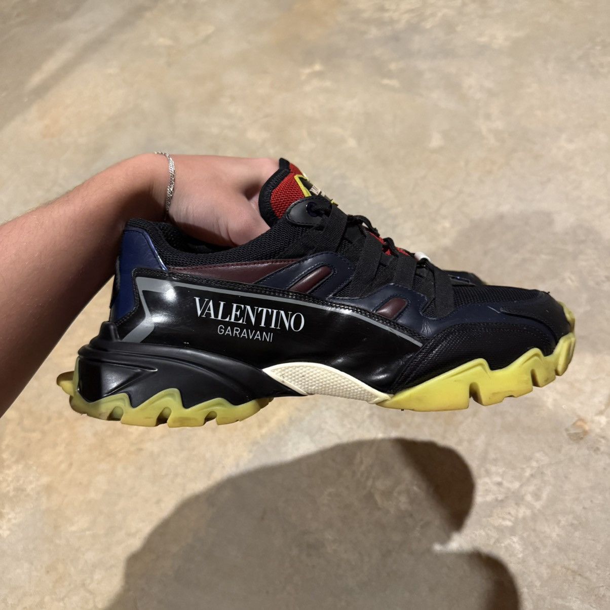 Valentino Valentino Garavani Climbers Trainer Black Multi US 9 Size US 9 / EU 42 - 7 Thumbnail