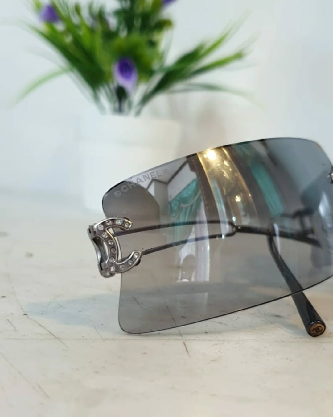 Chanel Vintage 90s CHANEL Rhinestone Sunglasses Size ONE SIZE - 3 Thumbnail