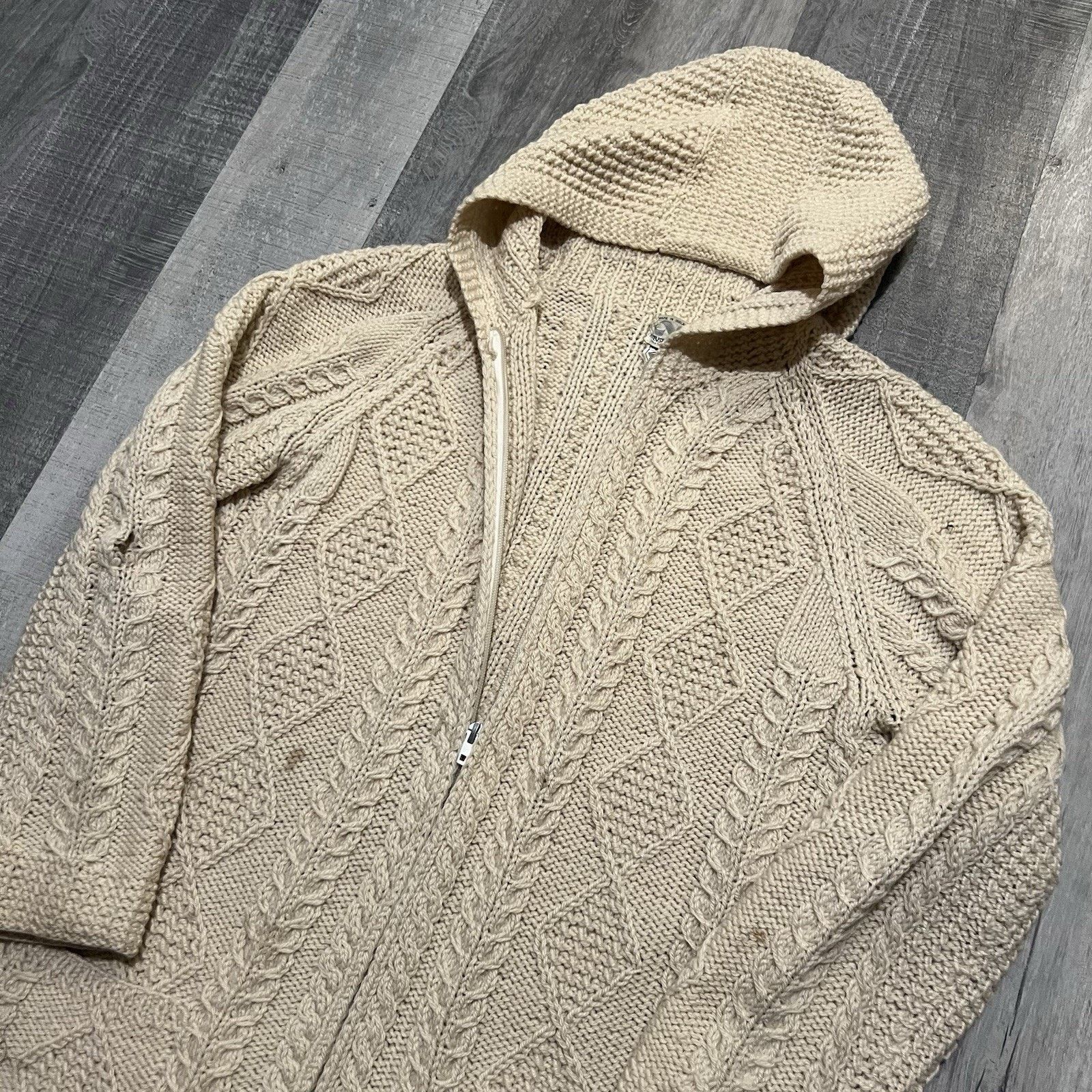Vintage Neusteters 60s/70s Made in Ireland Cable Knit Beige Sweater Size L / US 10 / IT 46 - 3 Thumbnail