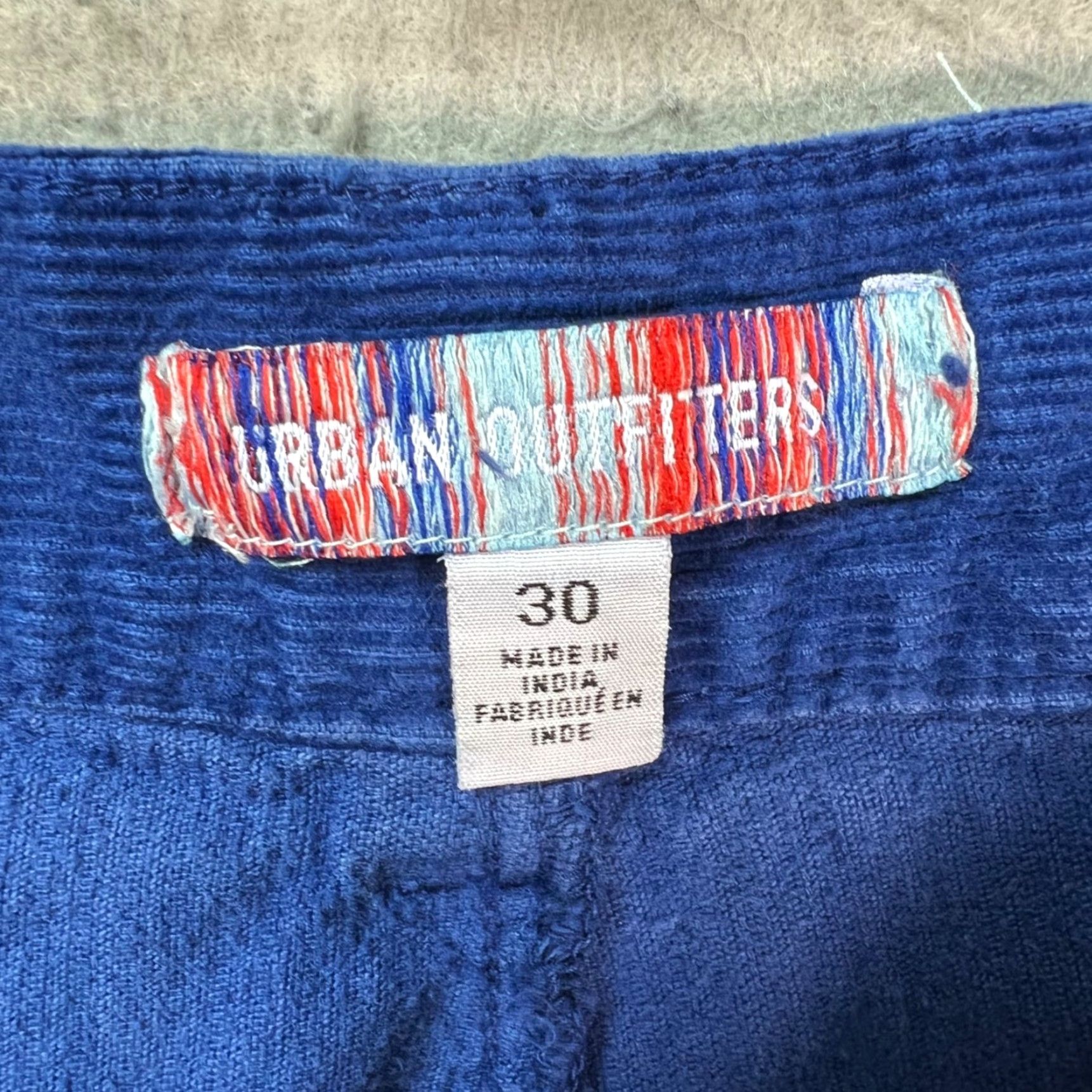 Urban Outfitters Urban Outfitters Mens Corduroy Straight Leg Pleated Pants Blue 30 Size US 30 / EU 46 - 3 Thumbnail