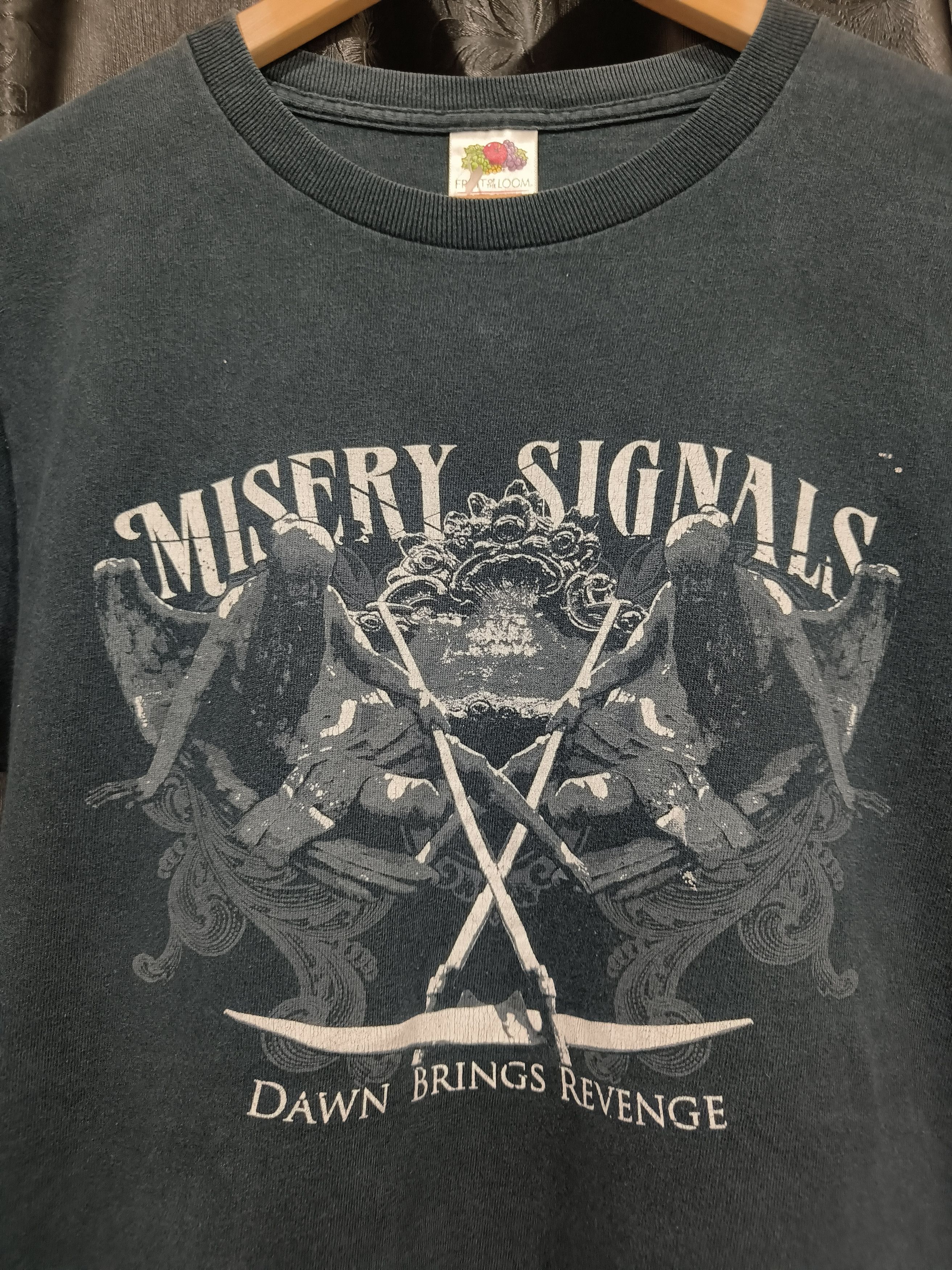 Band Tees Vintage Misery signals (Dawn brings revenge) shirt Size US S / EU 44-46 / 1 - 2 Thumbnail